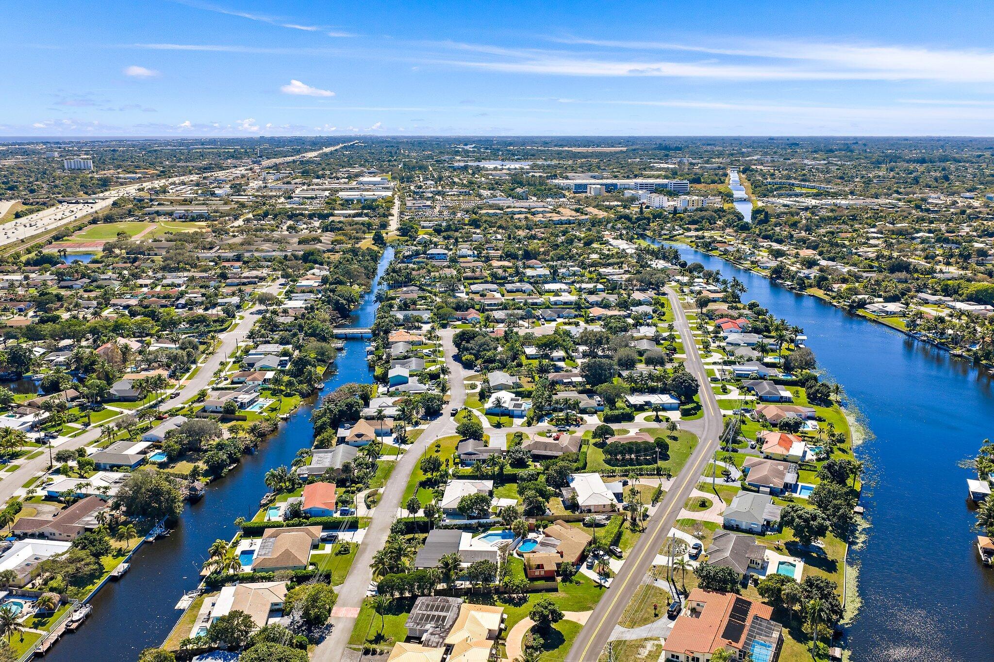 SOUTH LAKE CLARKE - Residential