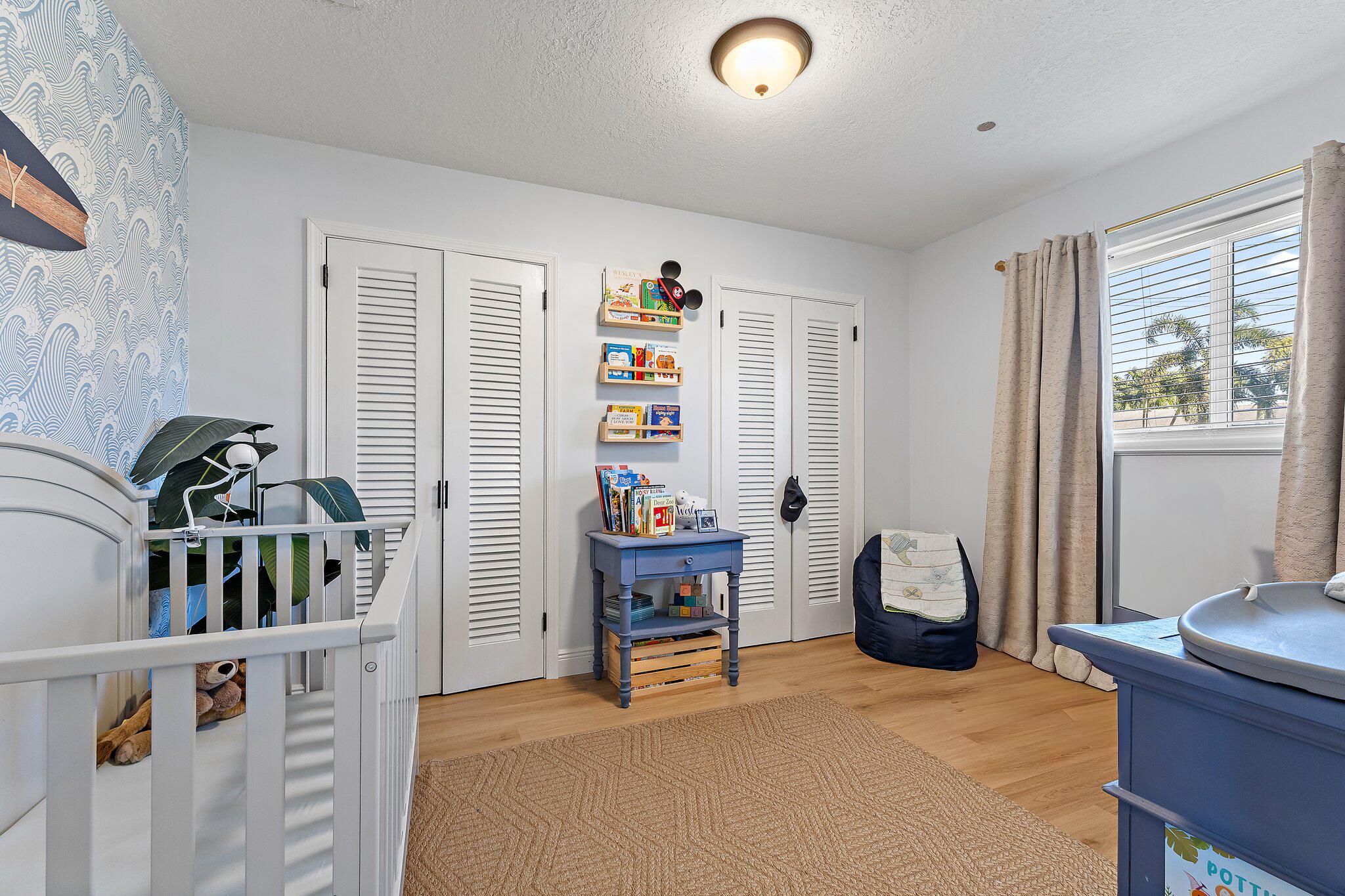 SOUTH LAKE CLARKE - Residential