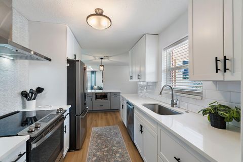 Tiny photo for 1401 N Lake Court, Lake Clarke Shores, FL 33406 (MLS # R11160933)