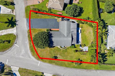 Tiny photo for 1401 N Lake Court, Lake Clarke Shores, FL 33406 (MLS # R11160933)
