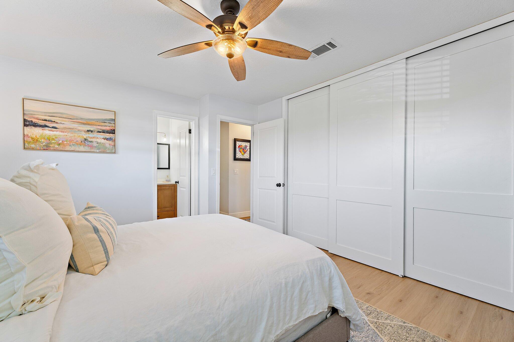 SOUTH LAKE CLARKE - Residential