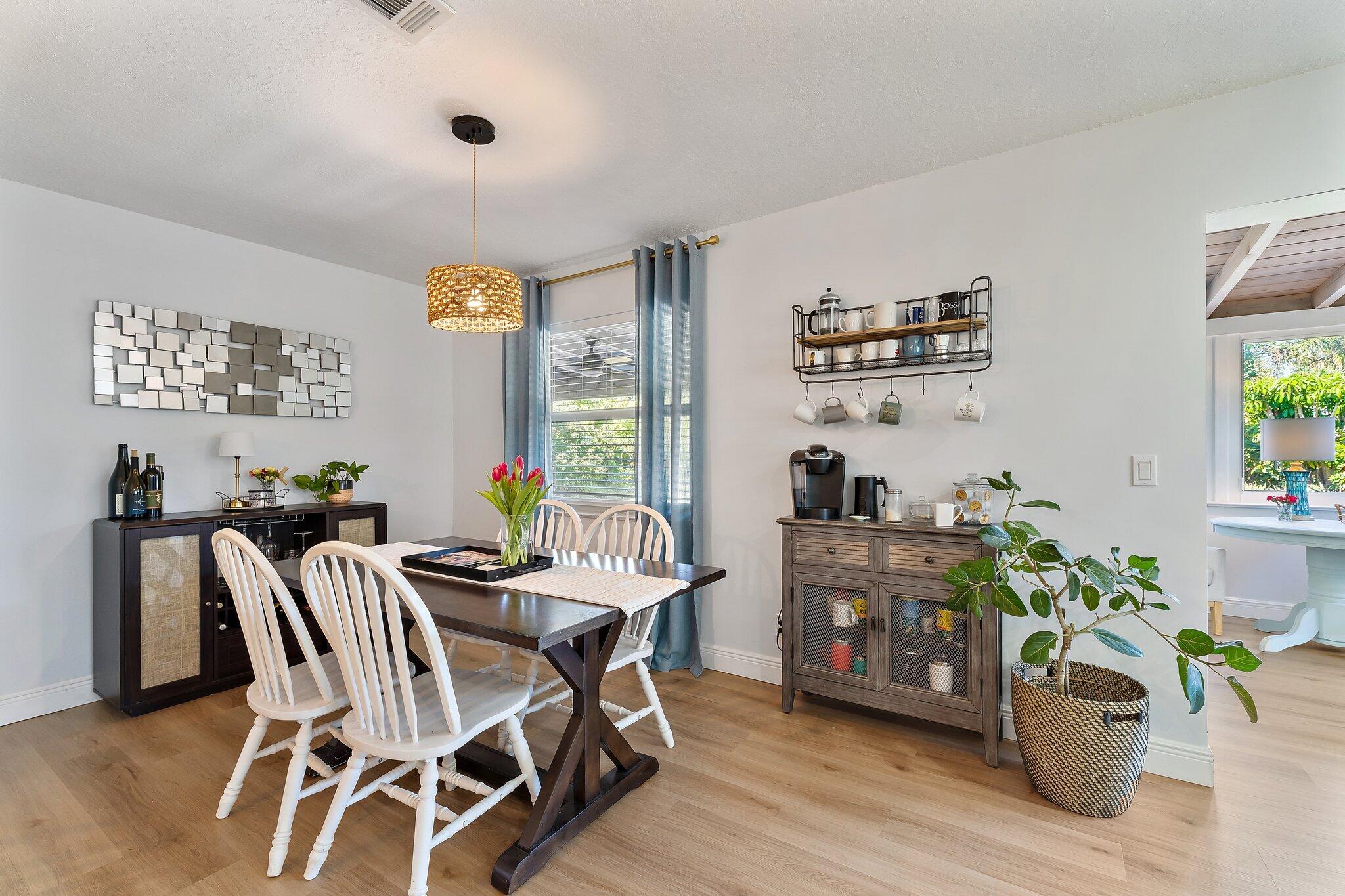 SOUTH LAKE CLARKE - Residential