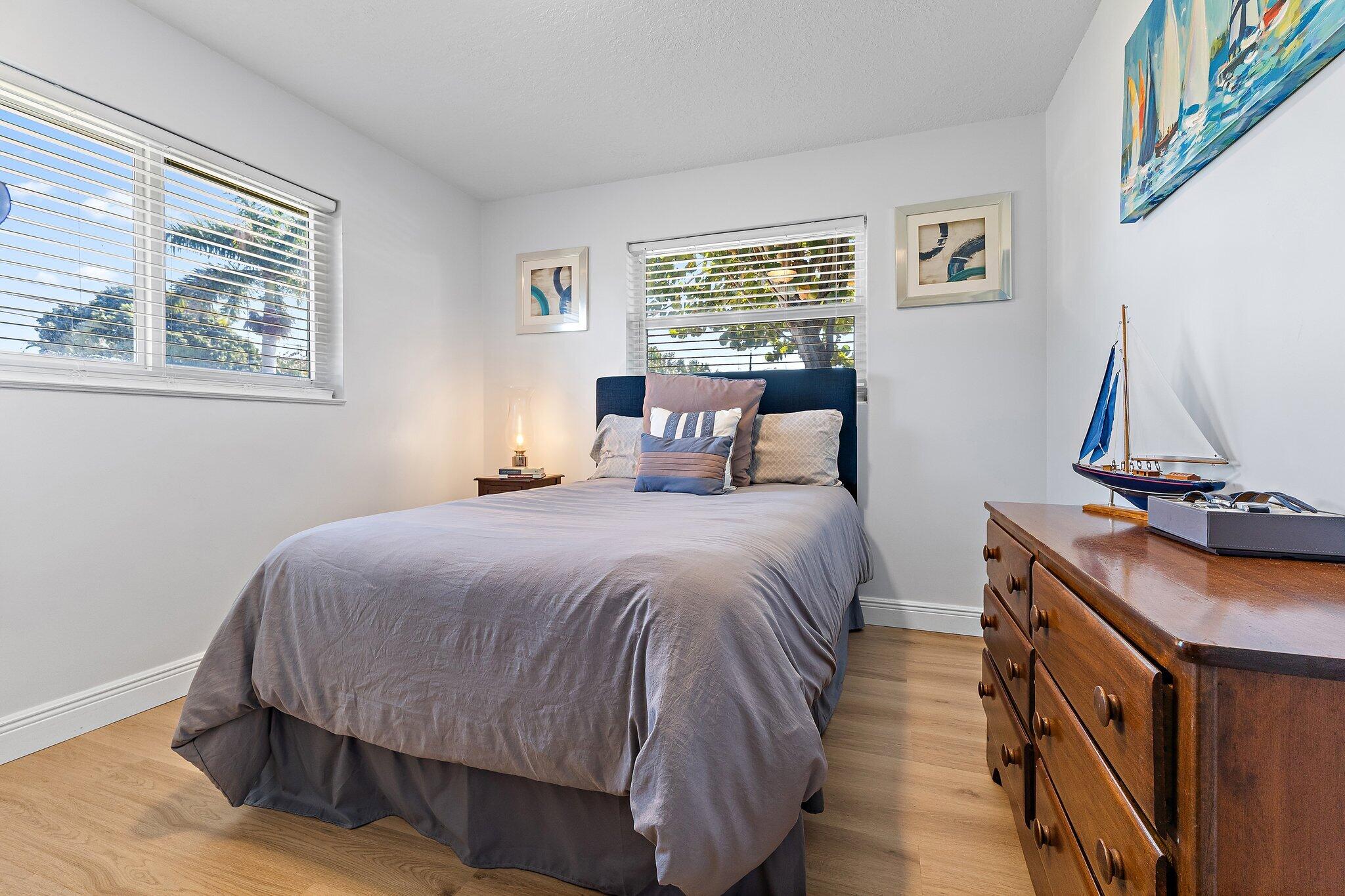 SOUTH LAKE CLARKE - Residential