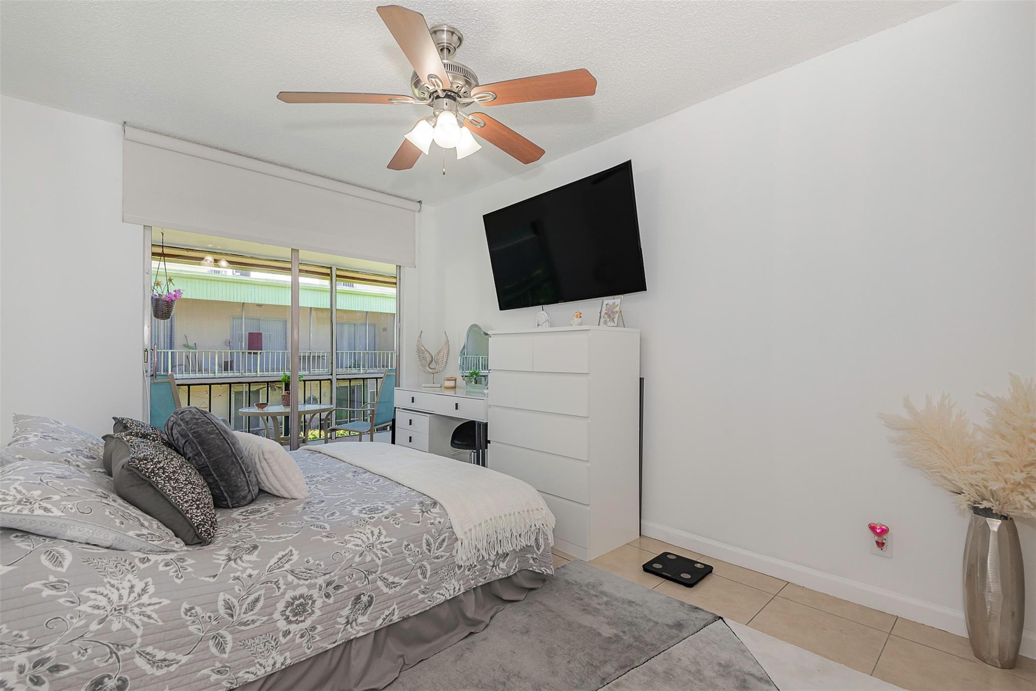 Ramblewood East Condo - Residential Lease