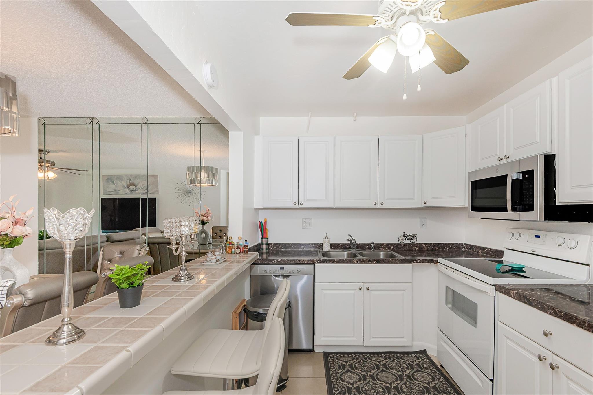 Ramblewood East Condo - Residential Lease