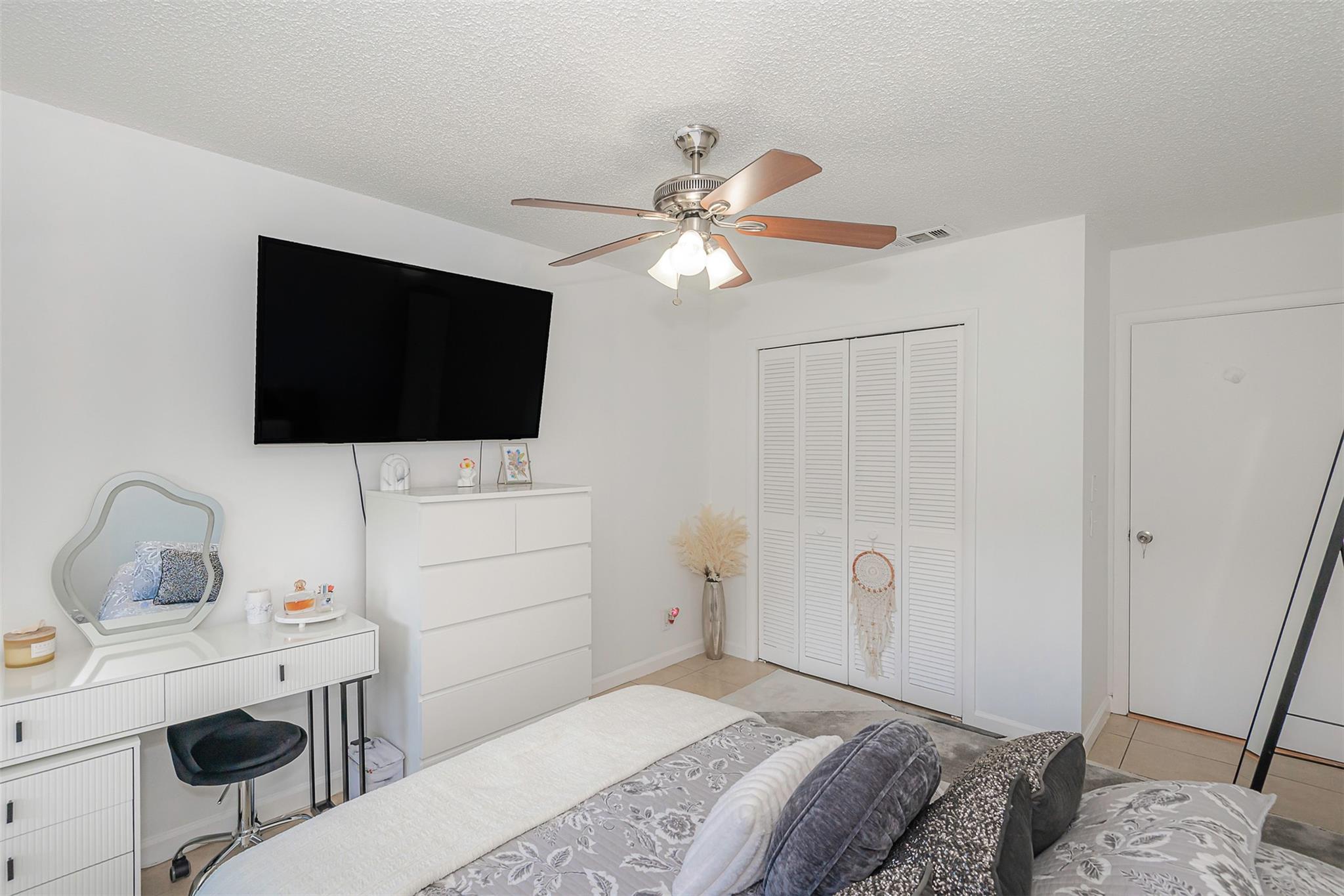 Ramblewood East Condo - Residential Lease
