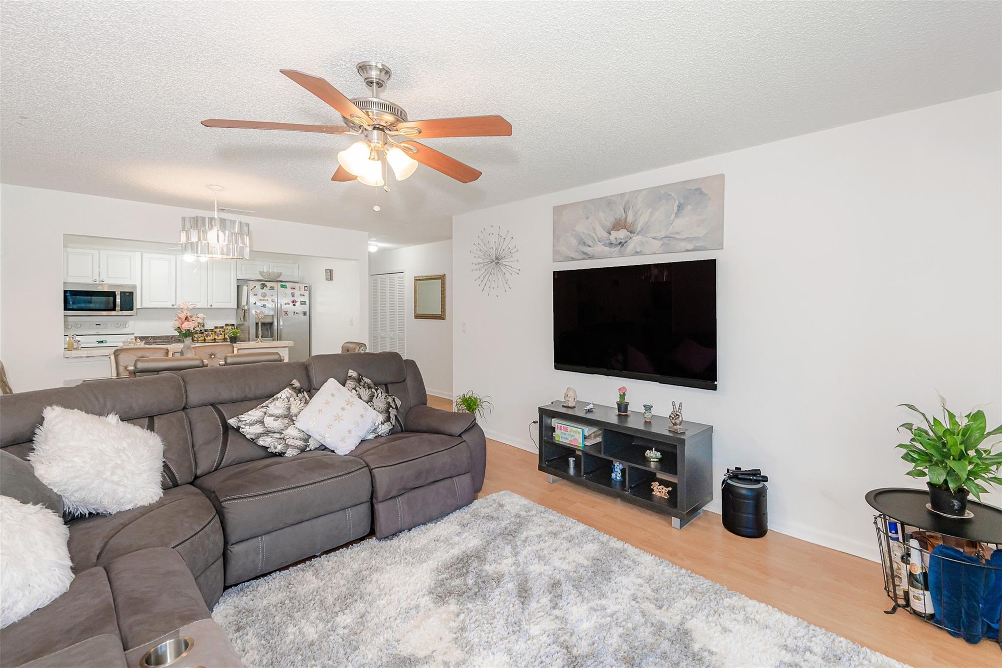 Ramblewood East Condo - Residential Lease