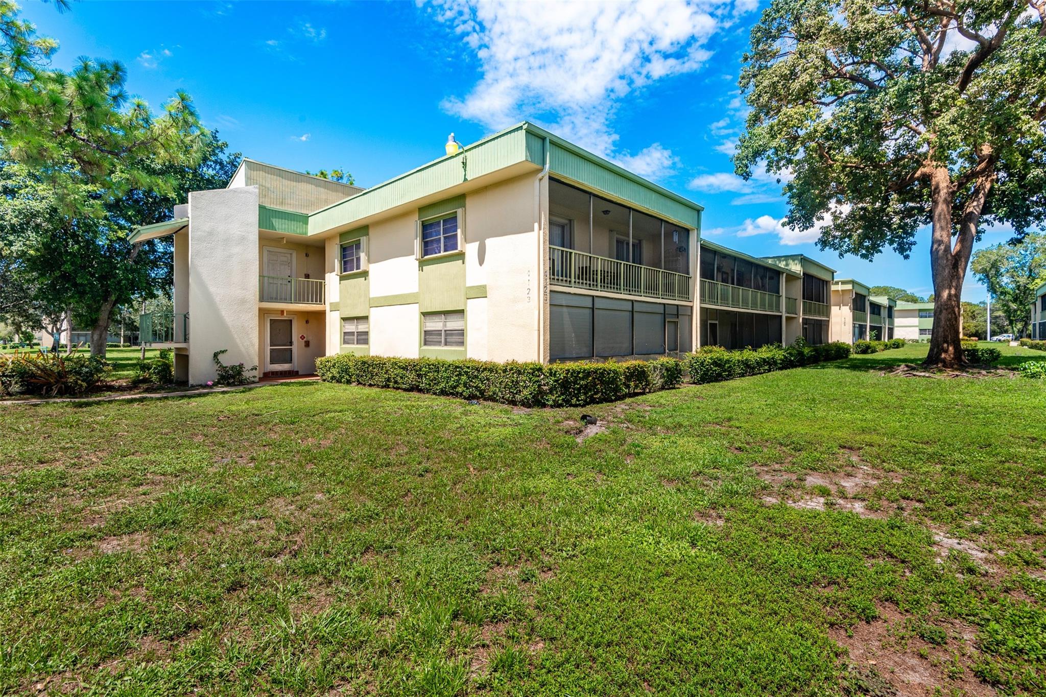 Ramblewood East Condo - Residential Lease