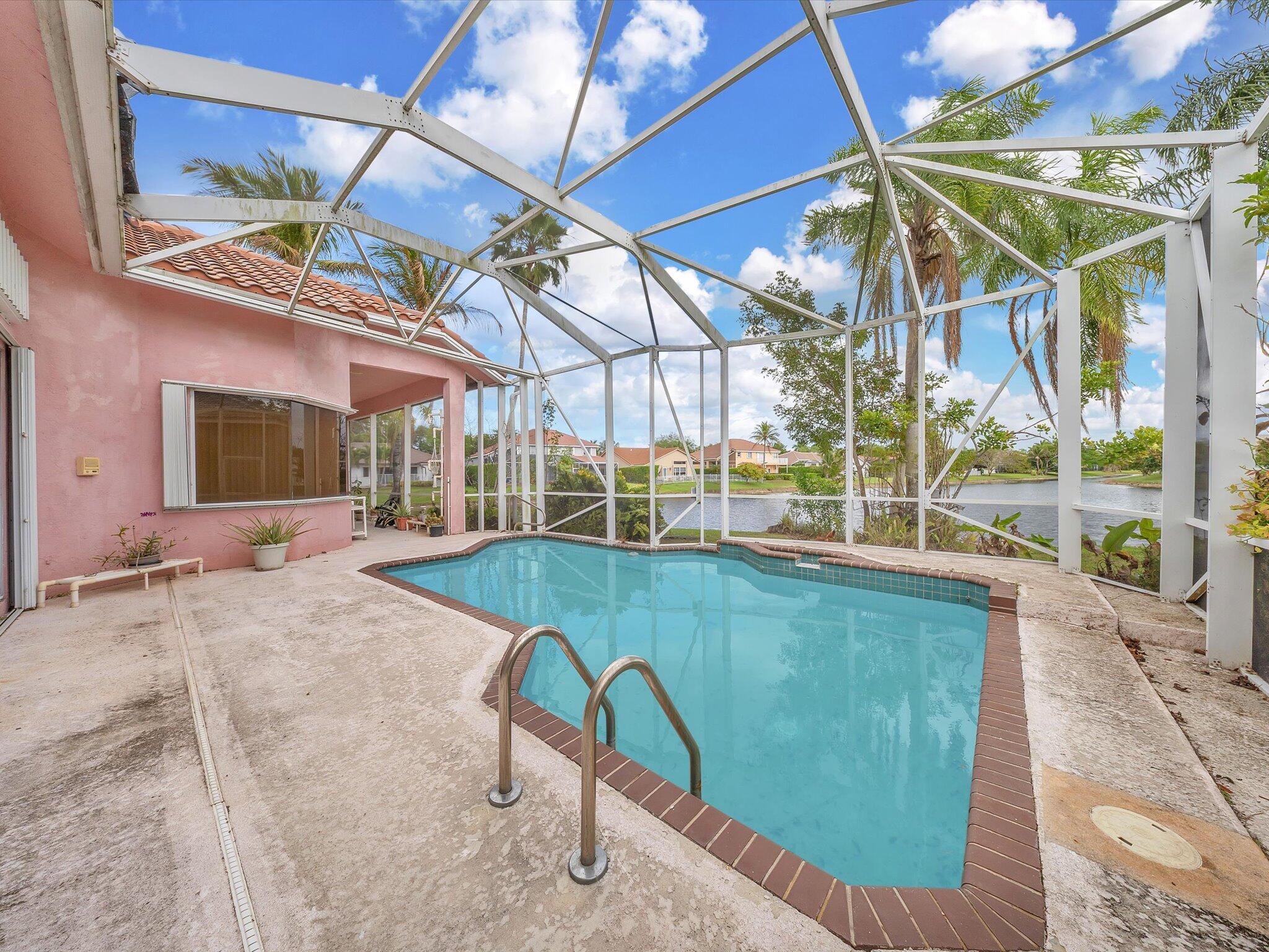 BROOKSIDE - Residential