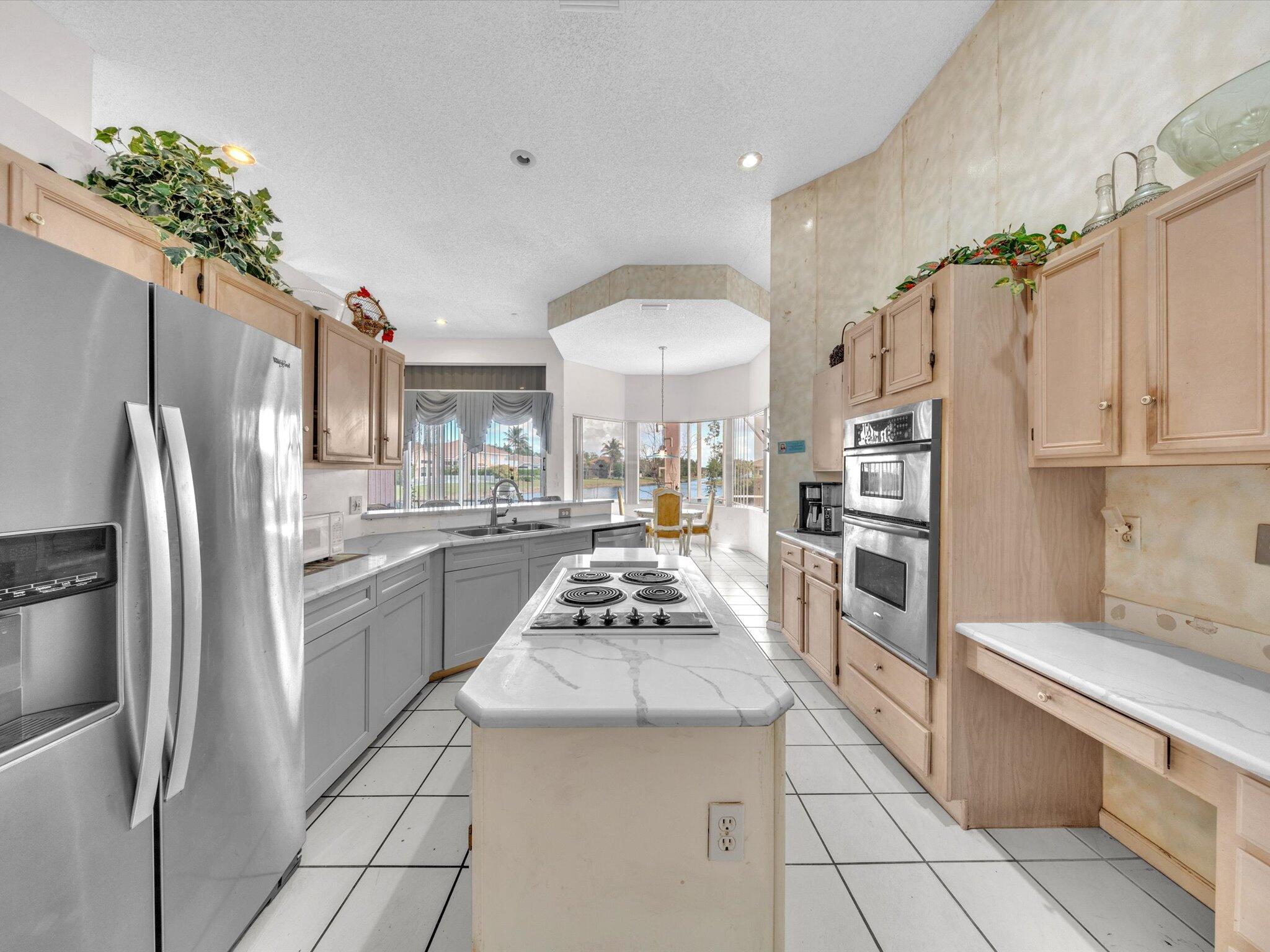 BROOKSIDE - Residential