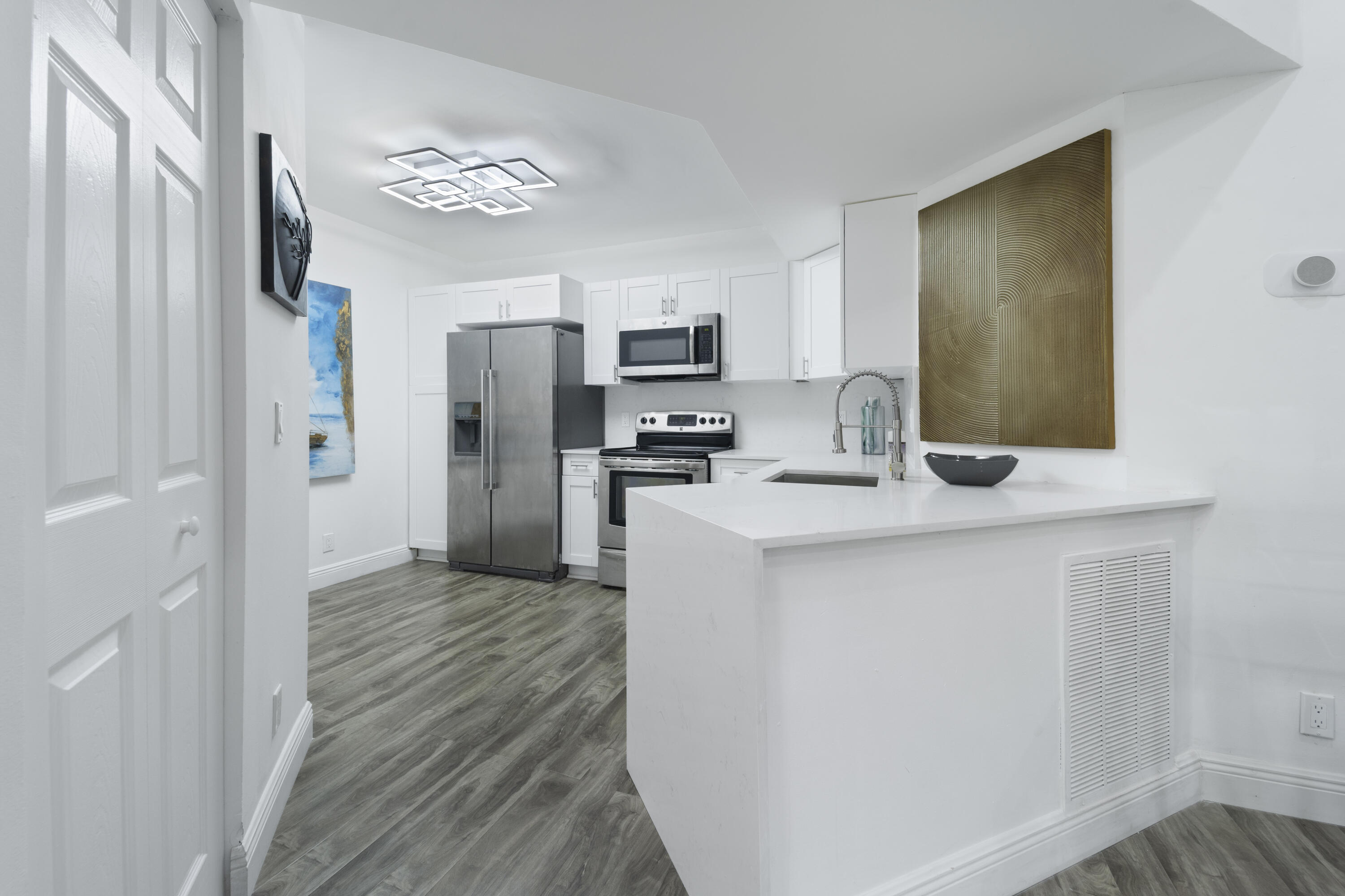 EDGEWATER CONDO - Residential