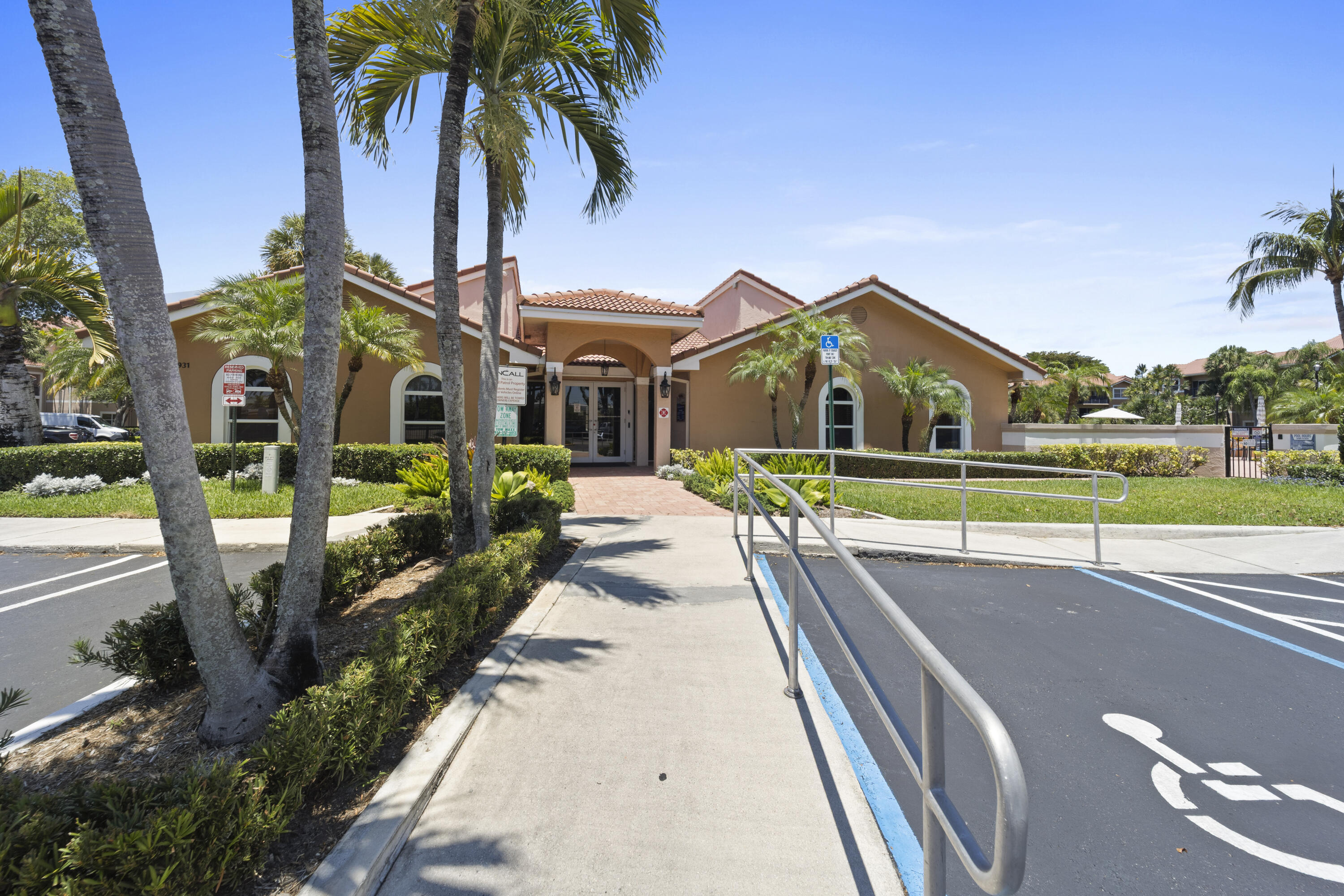 EDGEWATER CONDO - Residential