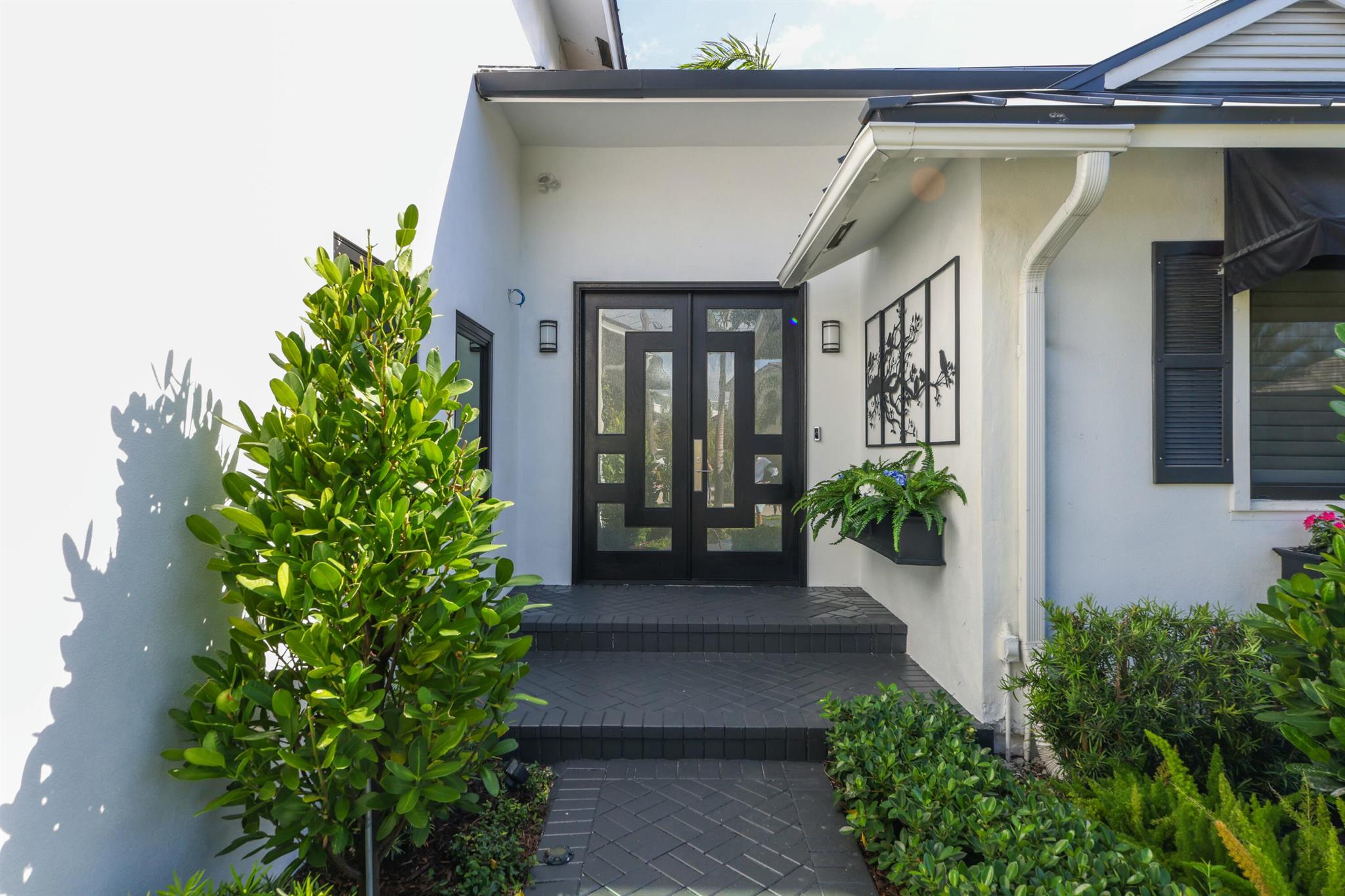 125 Marlin Drive