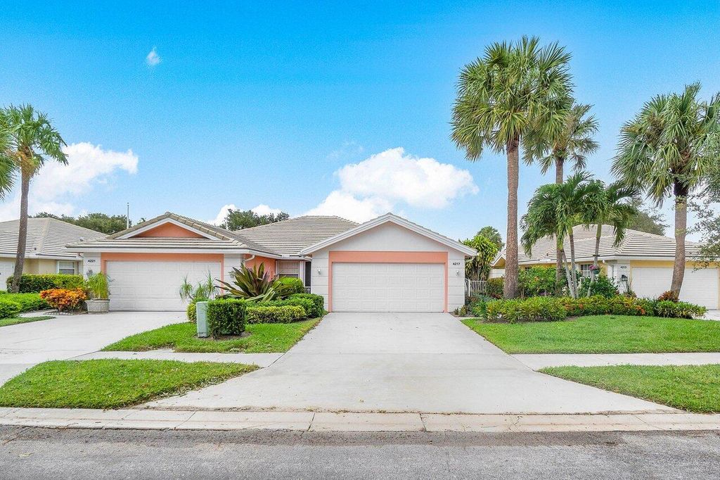 Photo of 4217 Royal Oak Drive, Palm Beach Gardens, FL 33410 (MLS # R10937123)