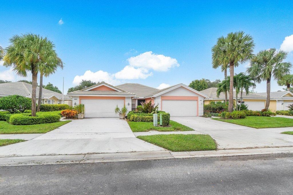 Photo of 4217 Royal Oak Drive, Palm Beach Gardens, FL 33410 (MLS # R10937123)