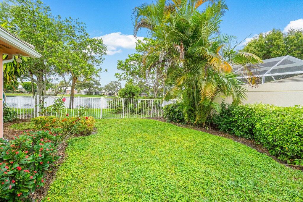 Photo of 4217 Royal Oak Drive, Palm Beach Gardens, FL 33410 (MLS # R10937123)