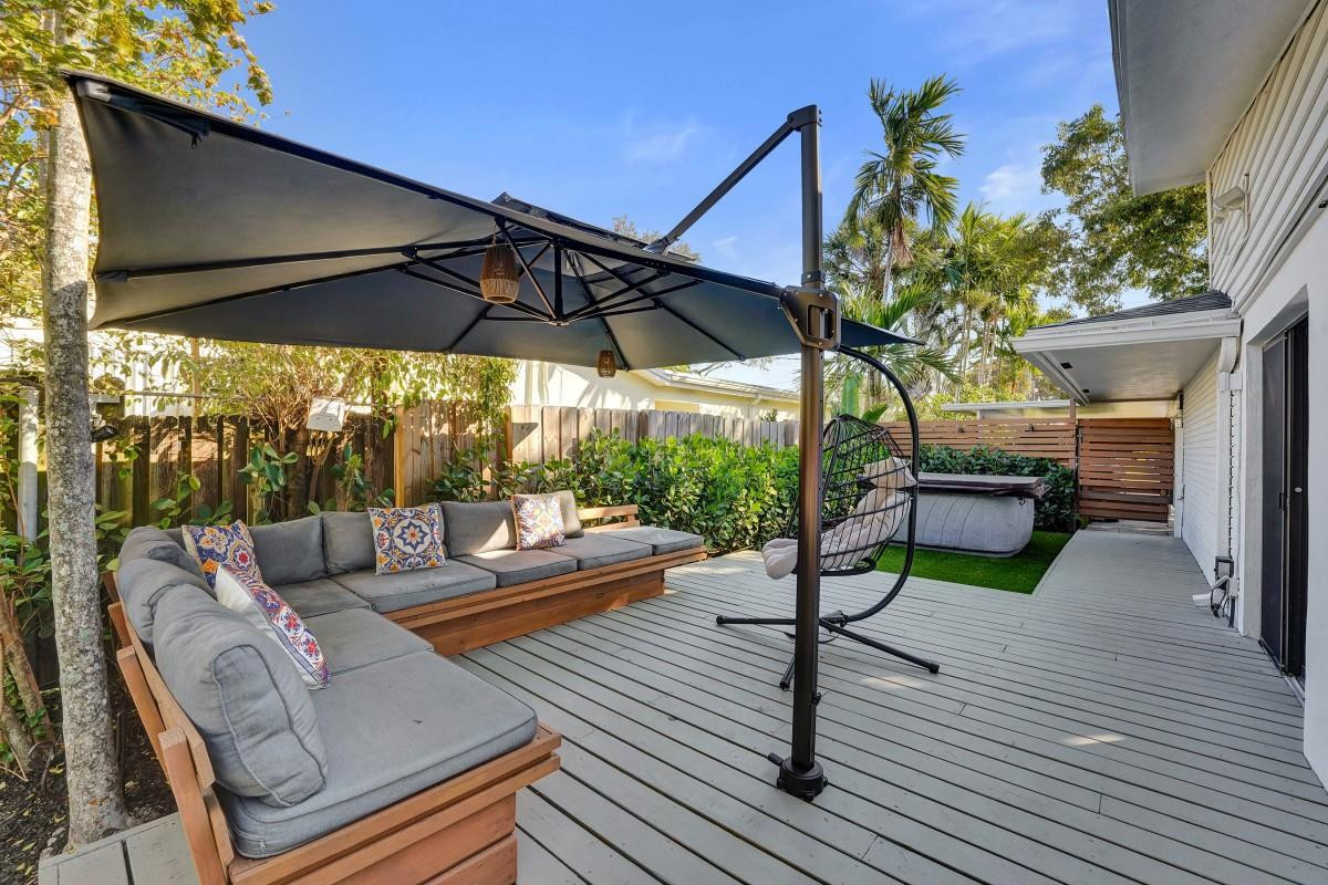 DAVIS ISLES SEC 4 - Residential