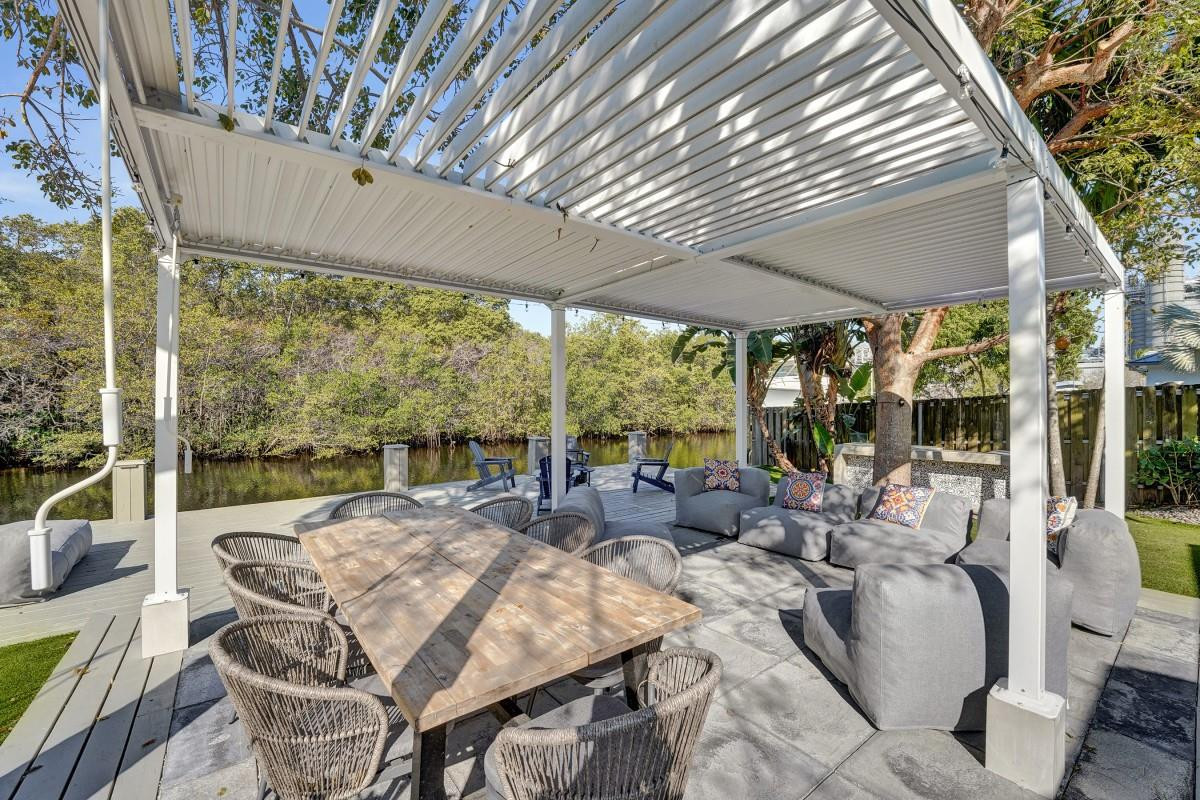 DAVIS ISLES SEC 4 - Residential