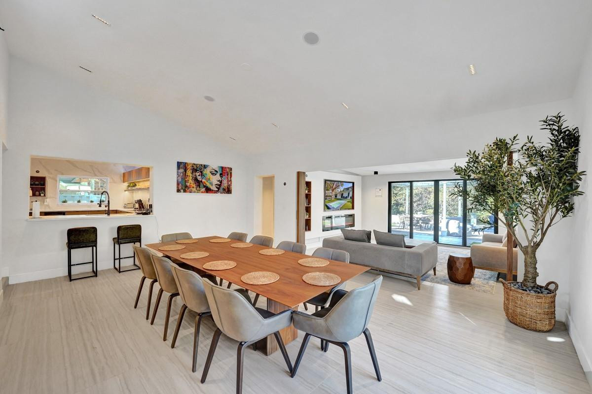 DAVIS ISLES SEC 4 - Residential