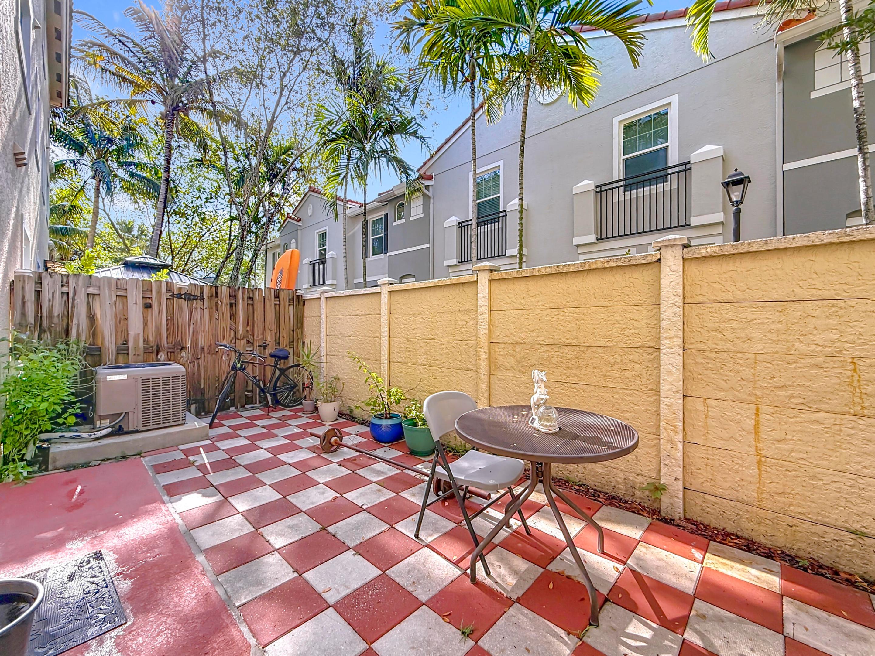 BAYFRONT OF BOYNTON BEACH CONDO - Residential