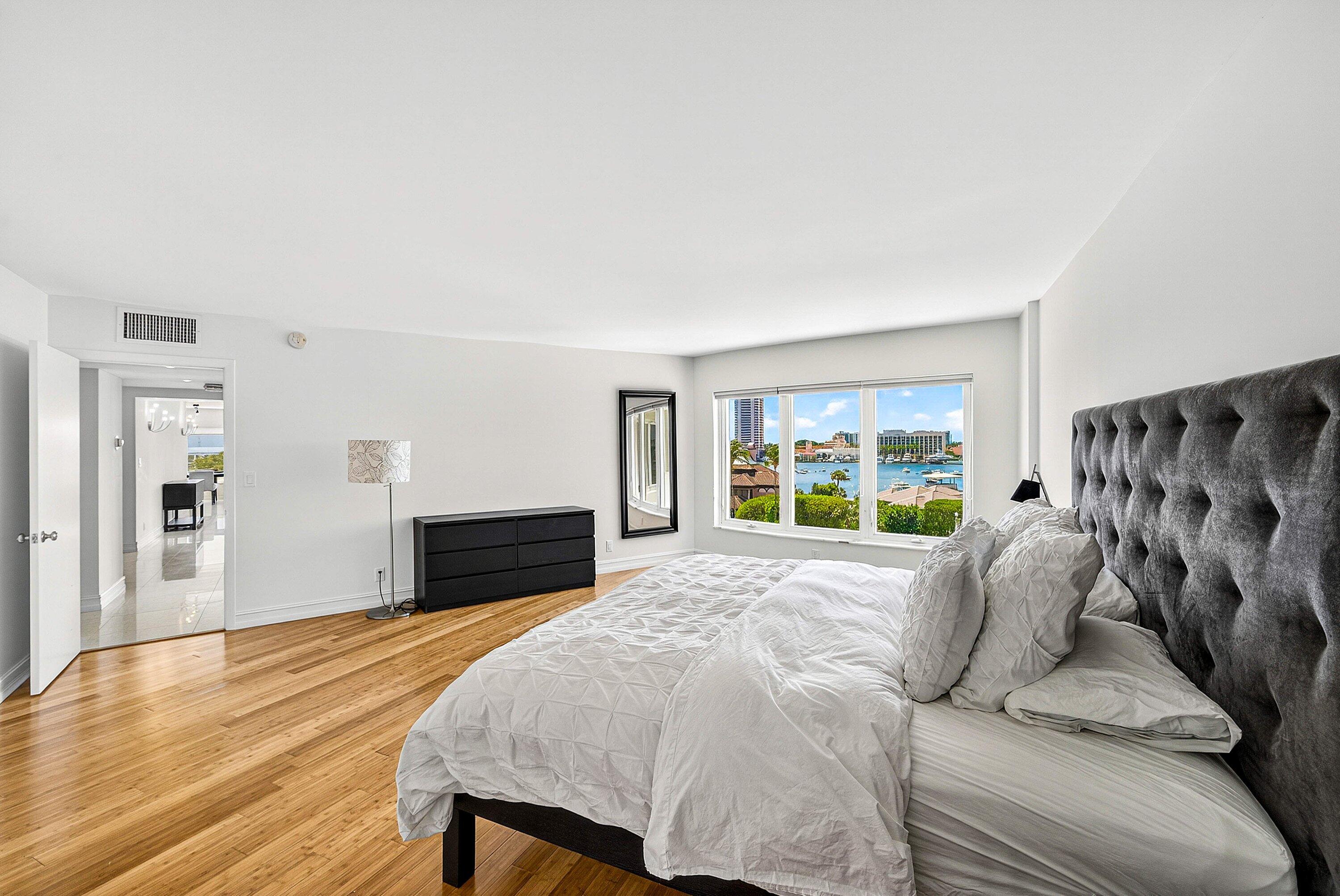 SABAL SHORES APTS CONDO - Residential