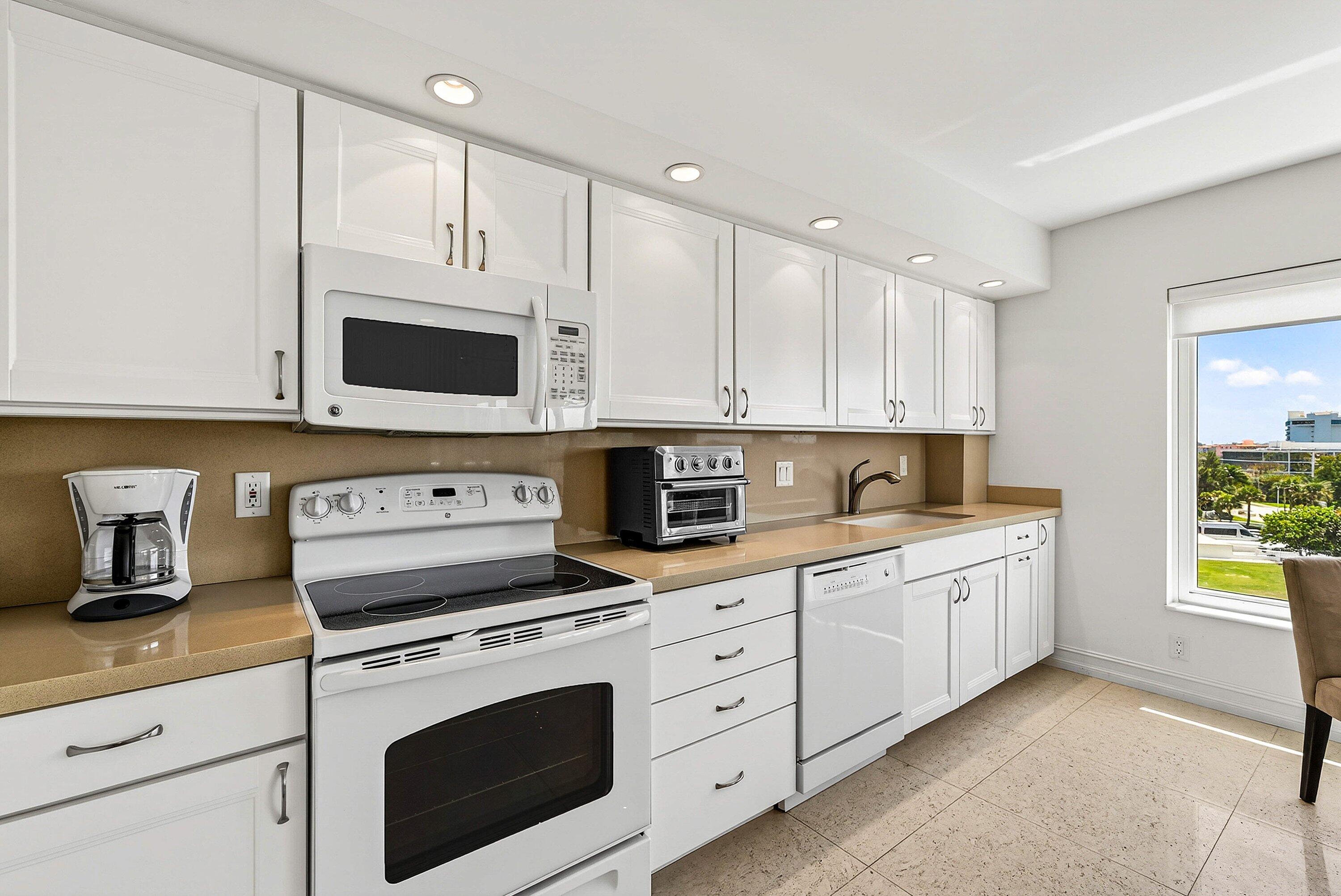 SABAL SHORES APTS CONDO - Residential