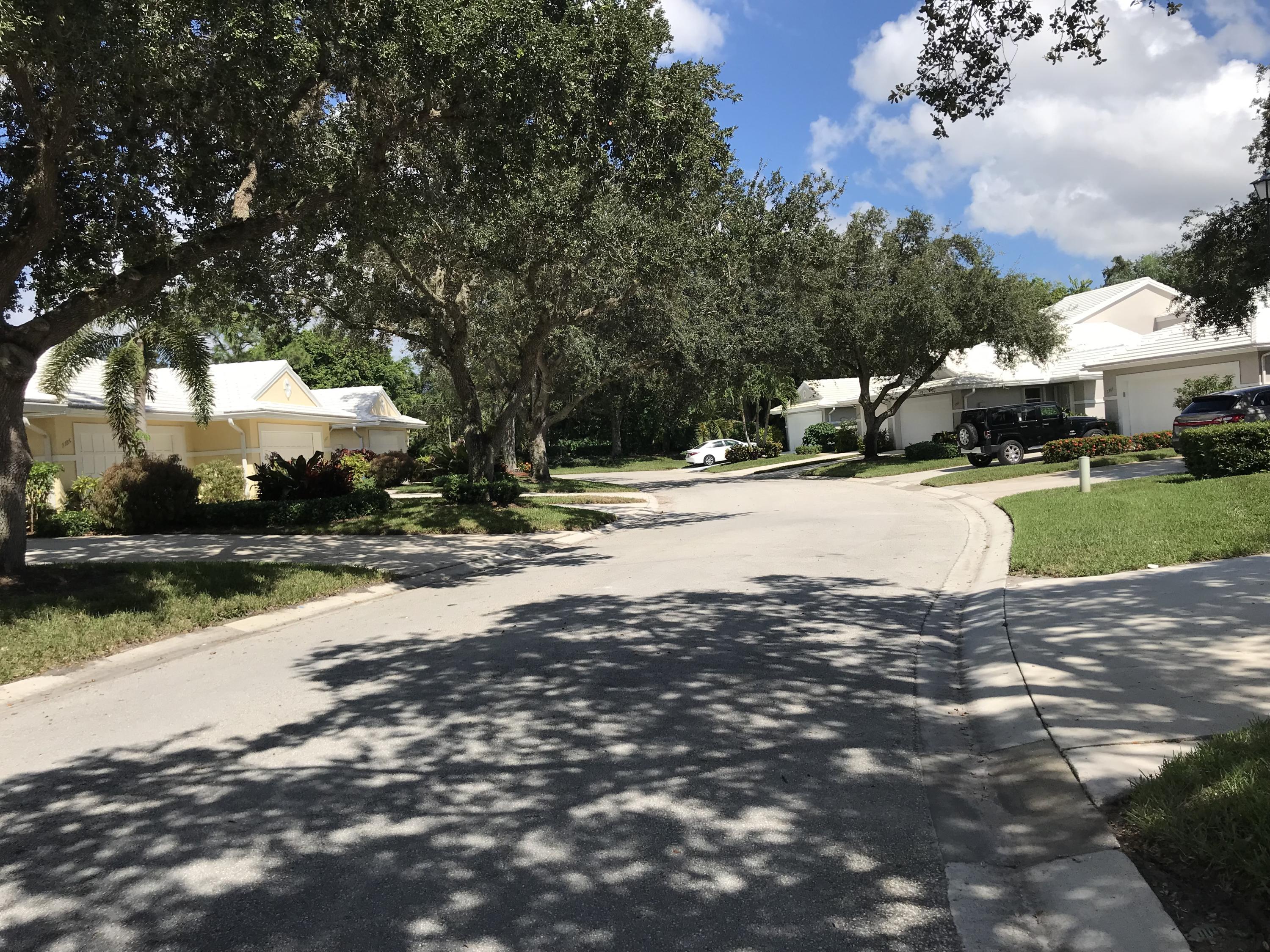 Monarch Country Club - Residential Lease