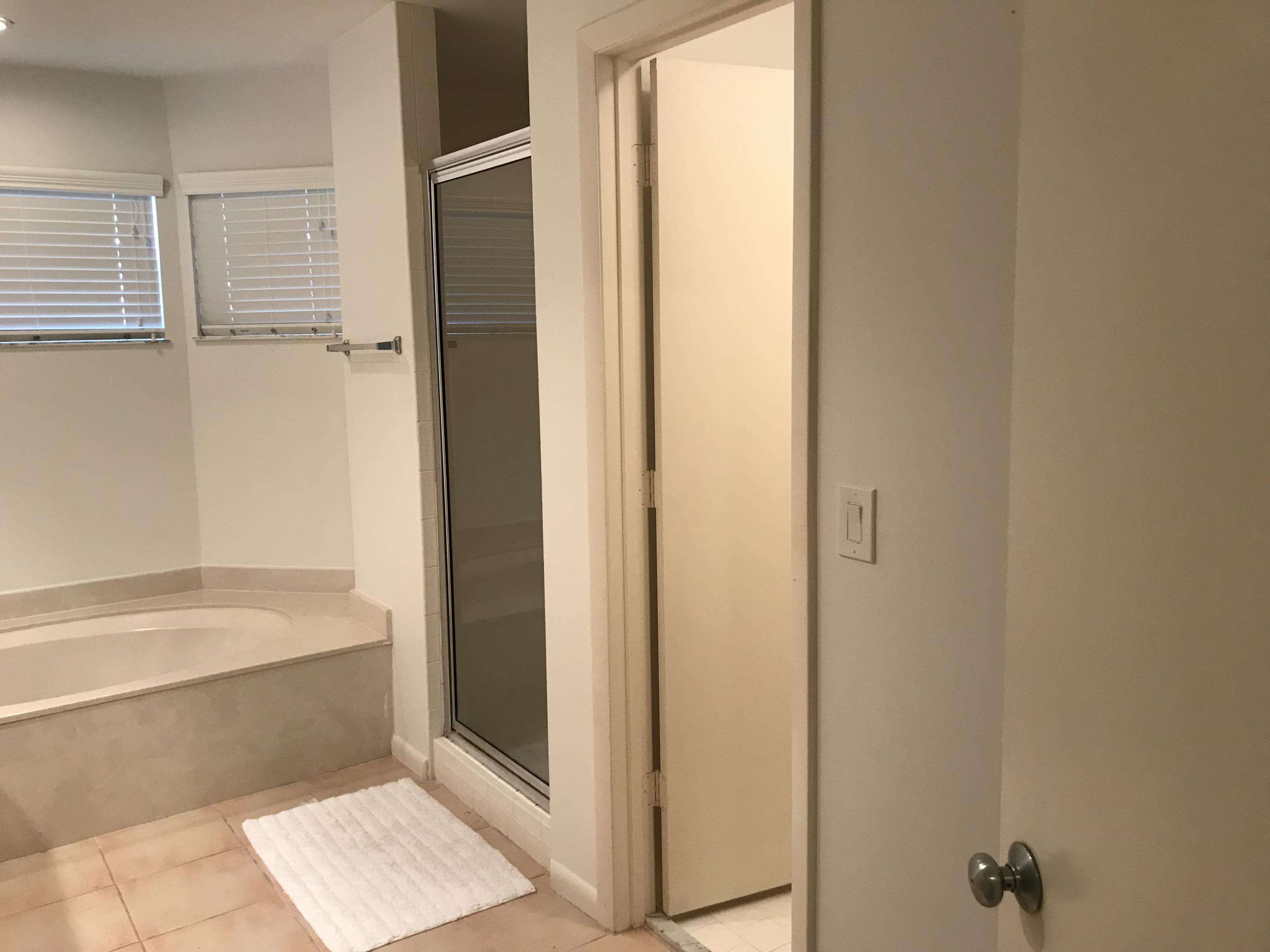 Monarch Country Club - Residential Lease