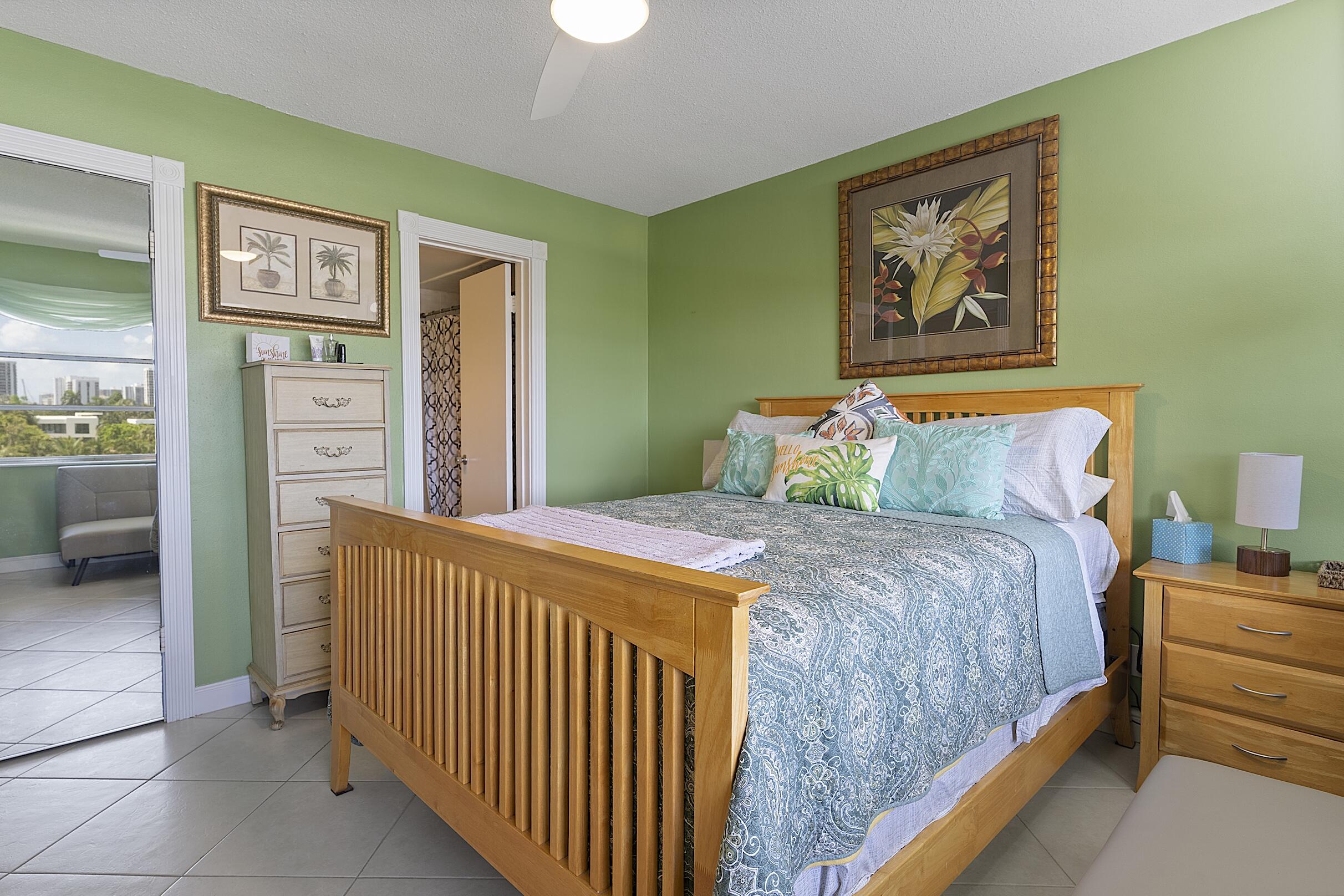 ISLE OF PARADISE CO-OP F - Residential