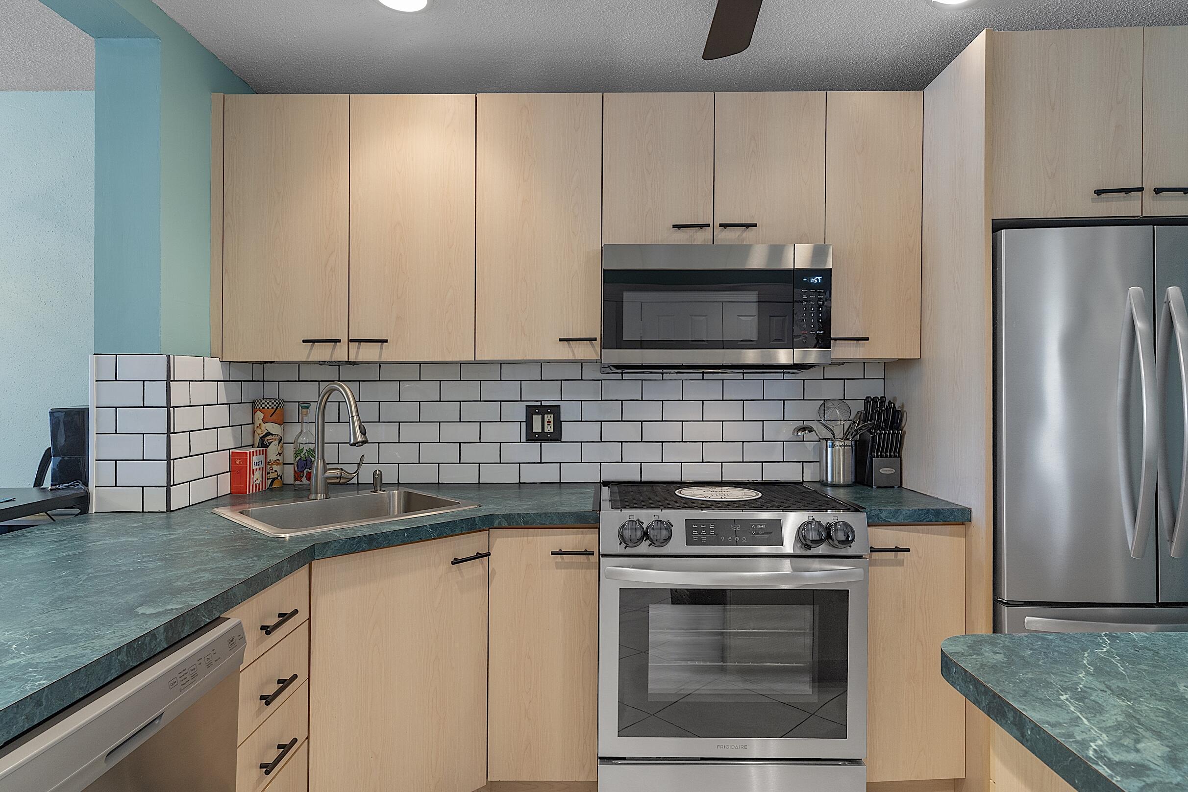 ISLE OF PARADISE CO-OP F - Residential