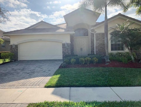 Featured picture for the property R10695378