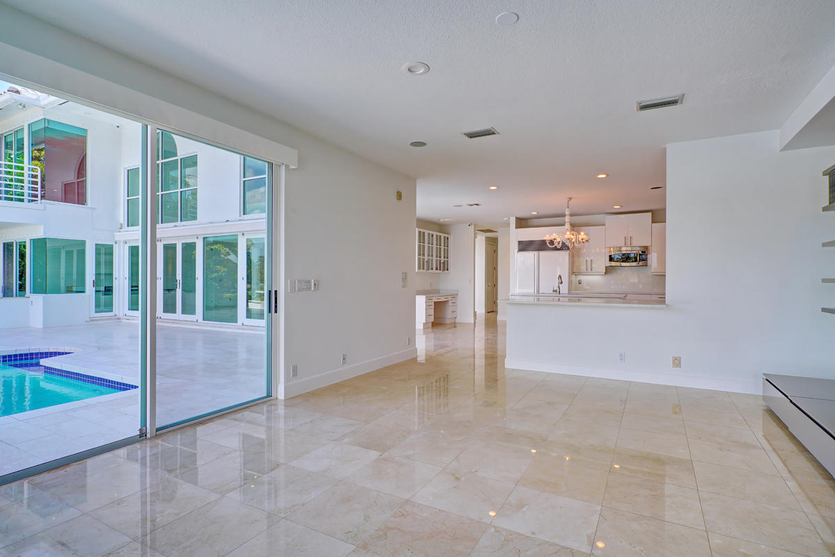 BOCA RATON RIVIERA UNIT D - Residential