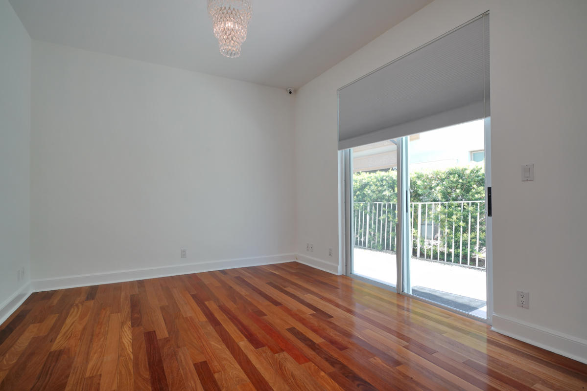 BOCA RATON RIVIERA UNIT D - Residential