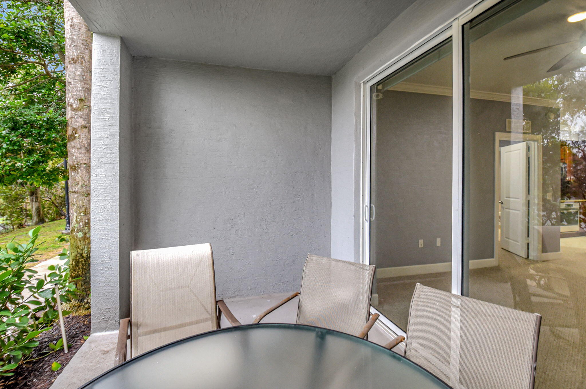 VIZCAYA LAKES CONDO - Residential Lease