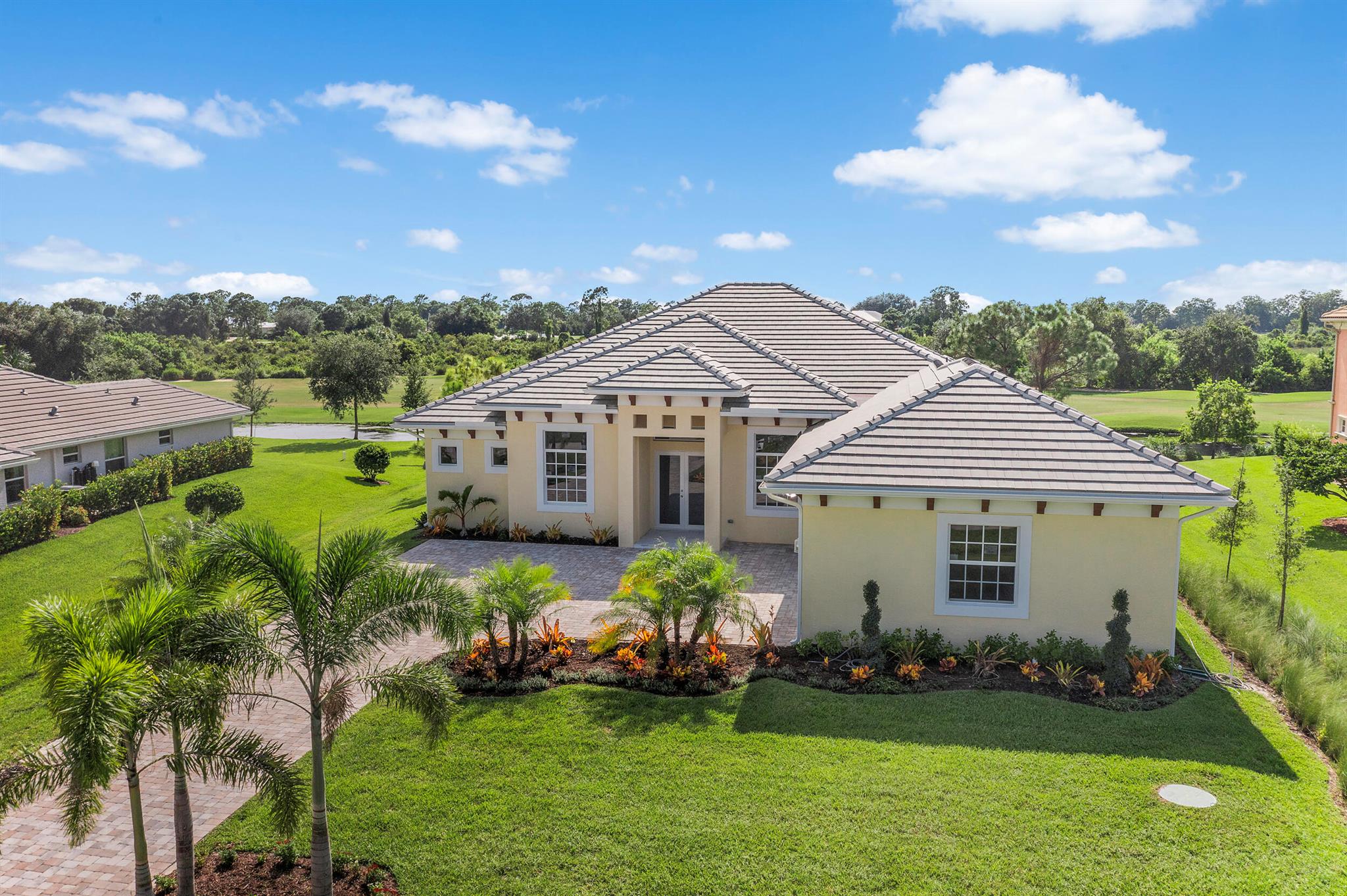 1232 SW Squire Johns Lane