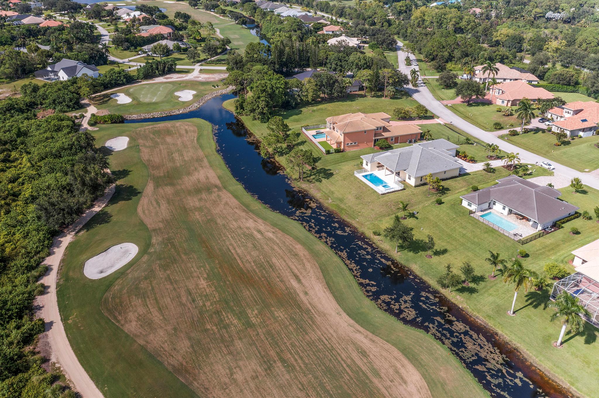 1232 SW Squire Johns Lane
