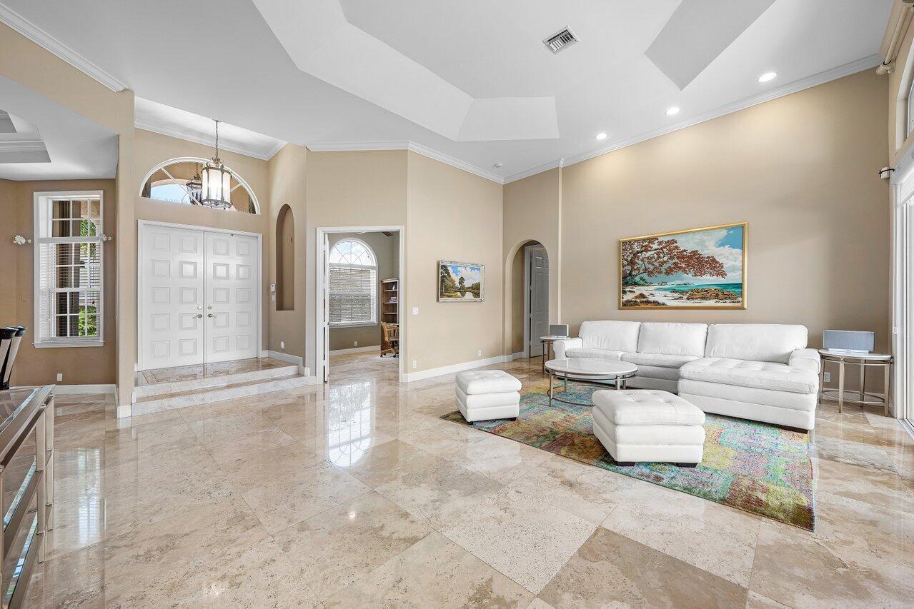 Tropic Isle - Residential