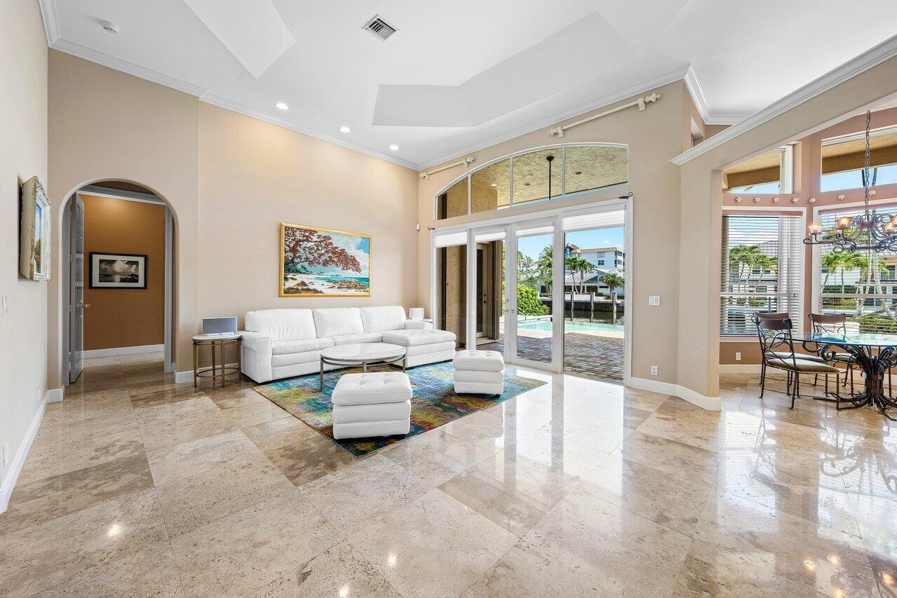 Tropic Isle - Residential