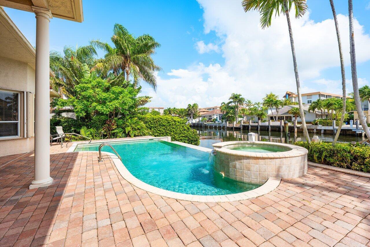 Tropic Isle - Residential