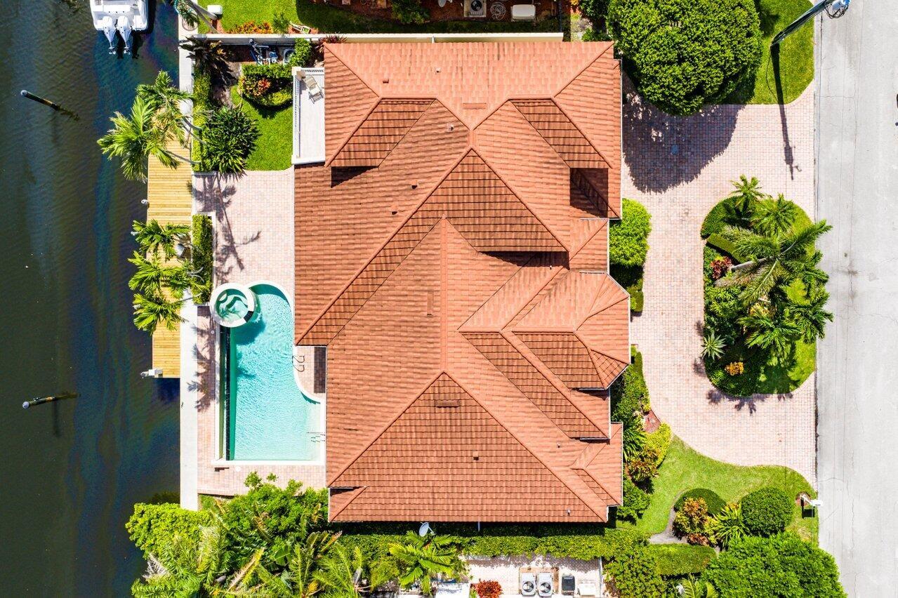 Tropic Isle - Residential