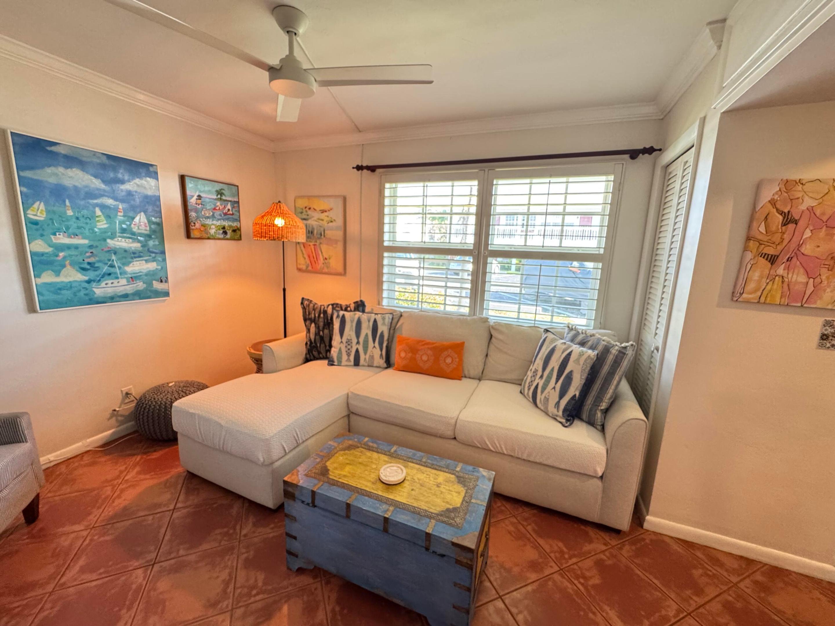 COLONIAL RIDGE CORP - Residential Lease