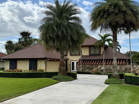 29 Cambria Road W Palm Beach Gardens FL 33418