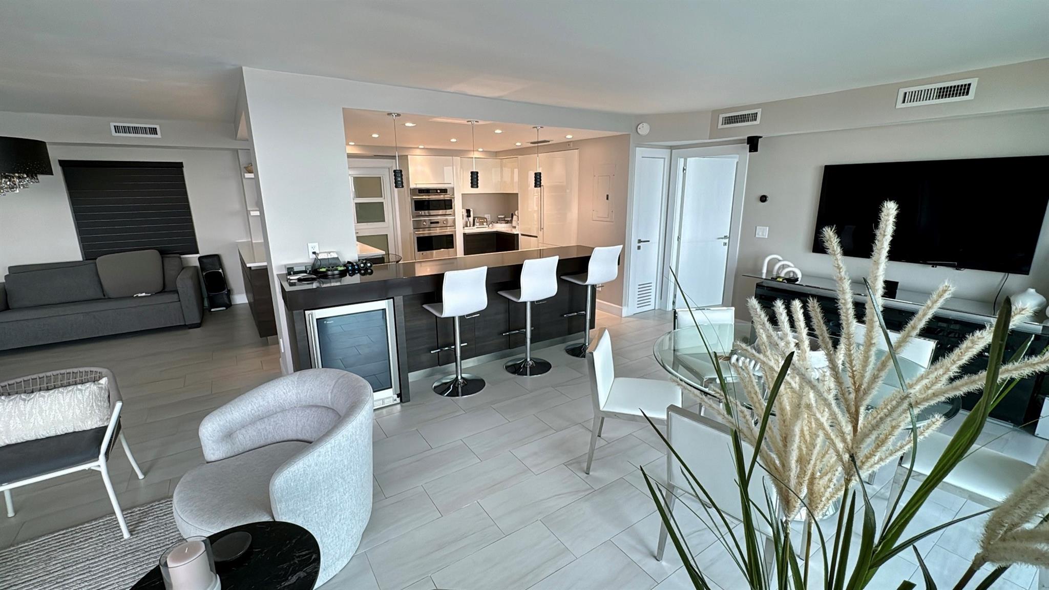 Tiara East Condo - Residential Lease