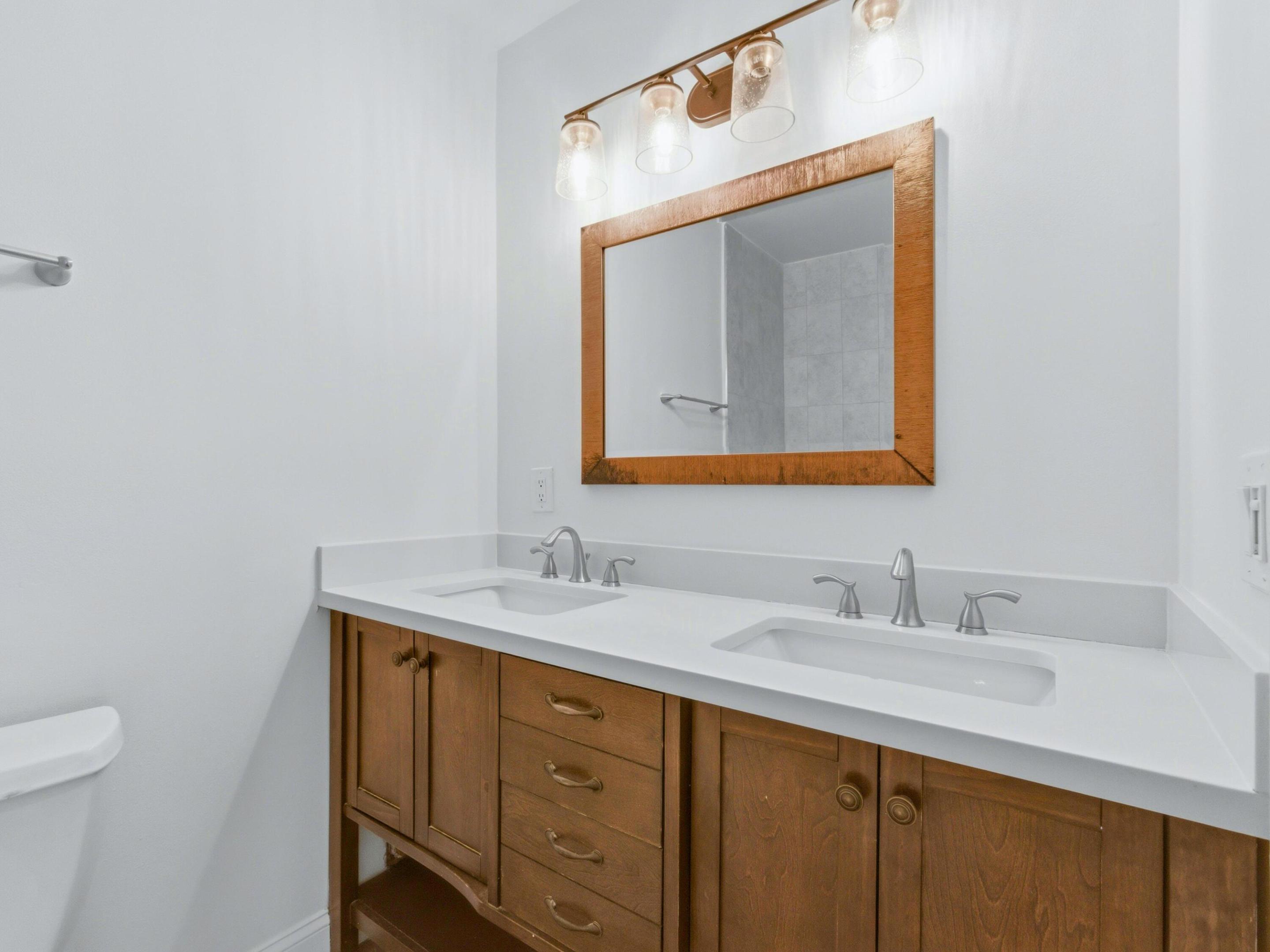 TROPIC ISLE 2ND SECTION LT 129 - Residential Income