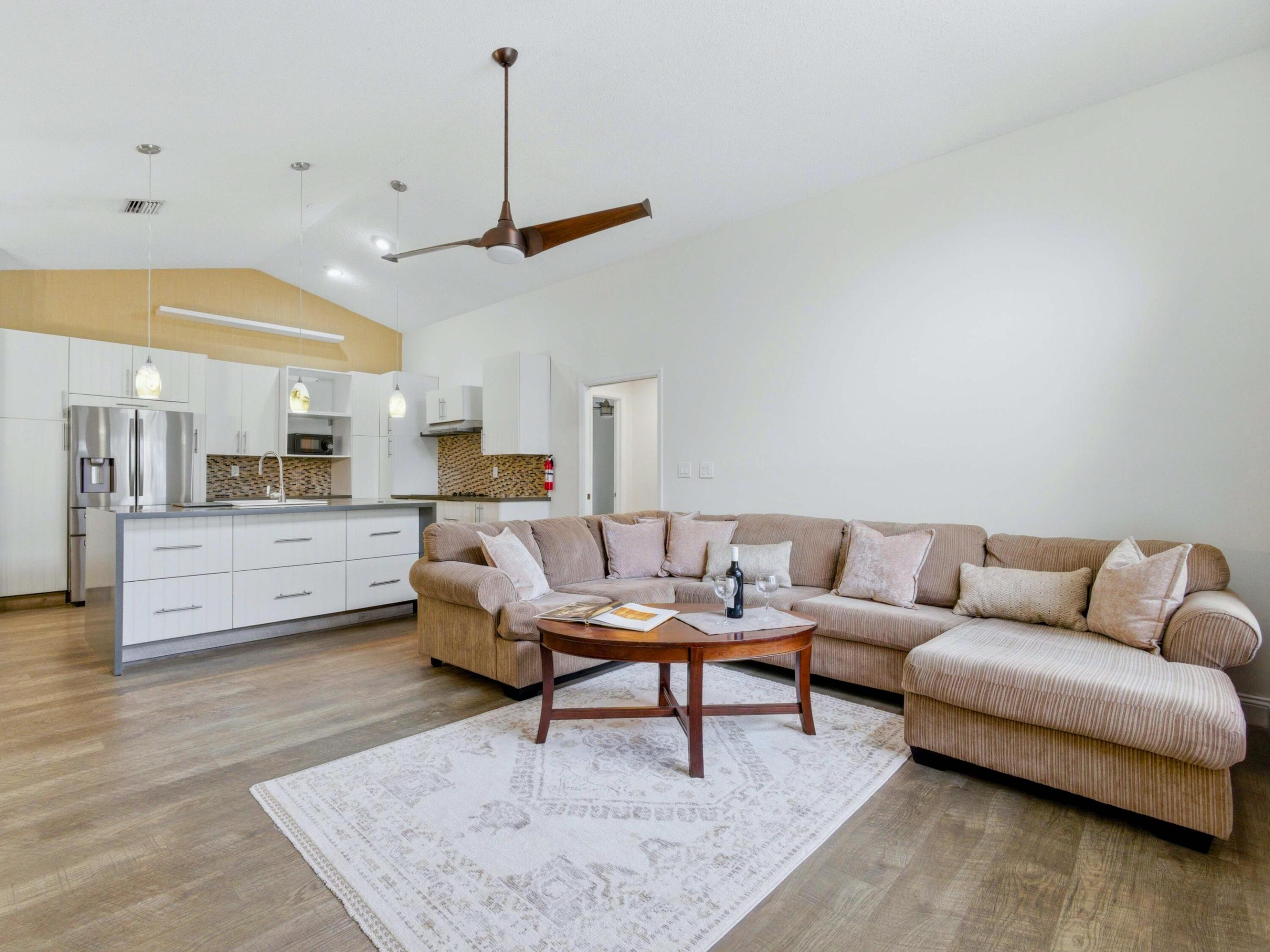 TROPIC ISLE 2ND SECTION LT 129 - Residential Income