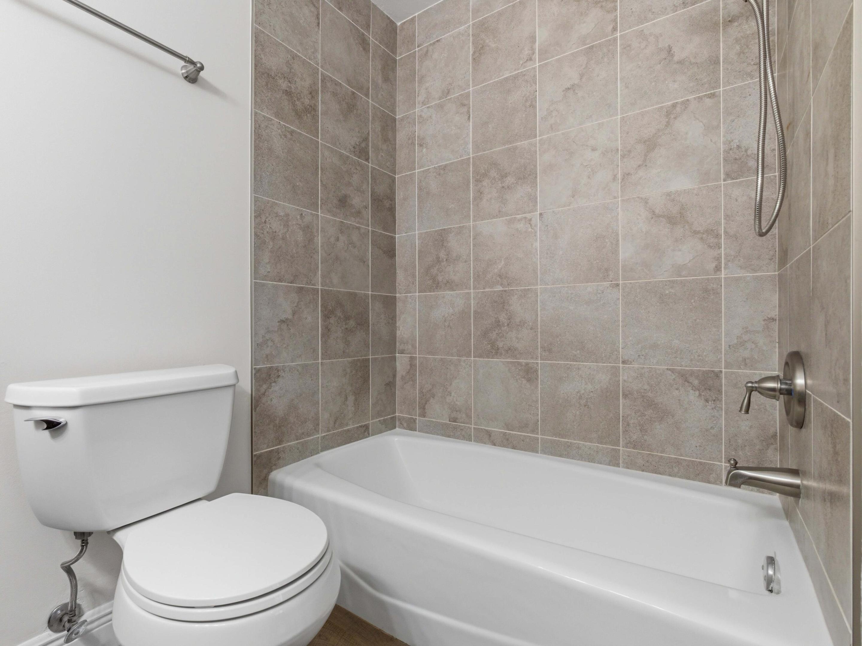 TROPIC ISLE 2ND SECTION LT 129 - Residential Income