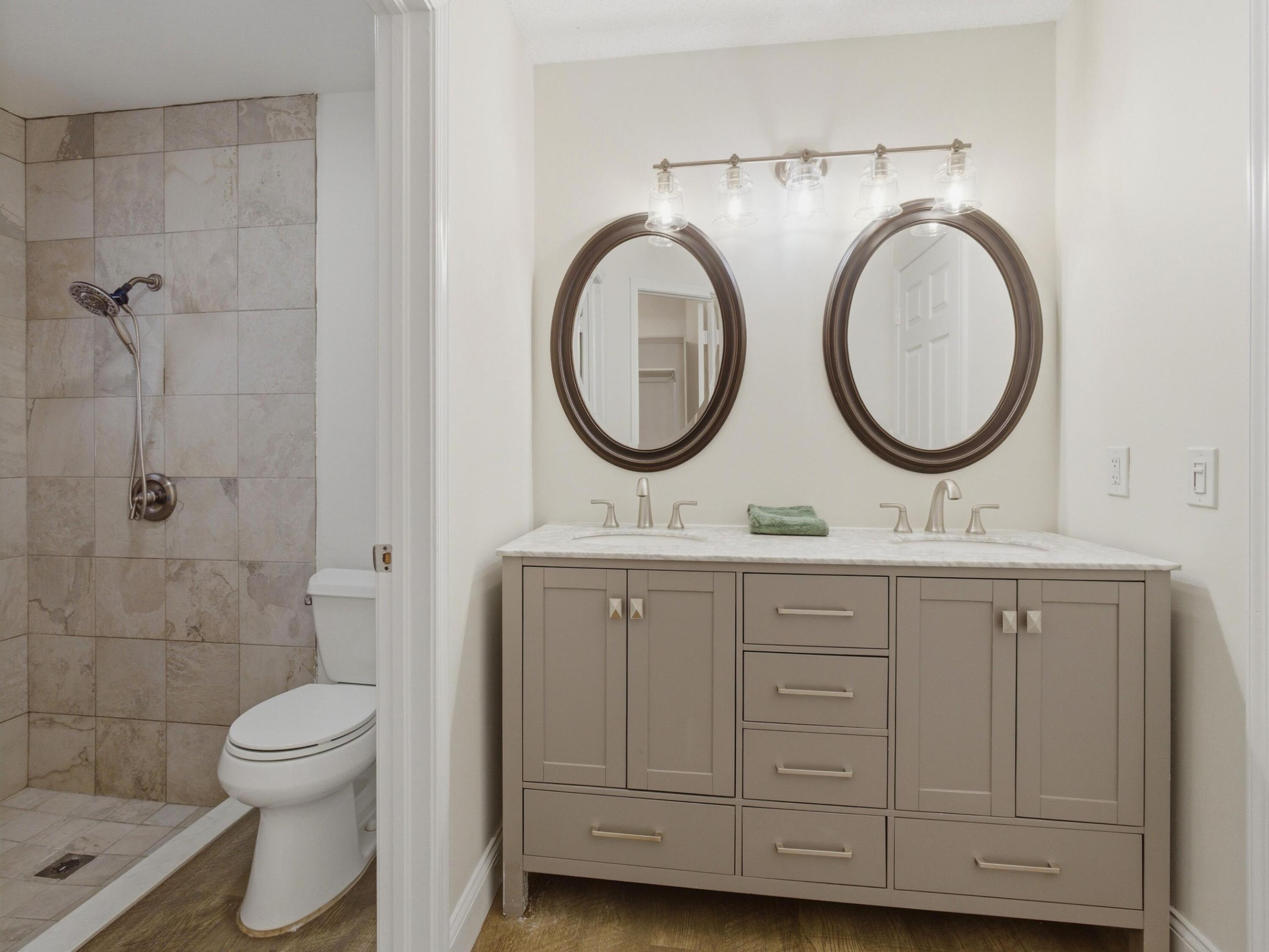 TROPIC ISLE 2ND SECTION LT 129 - Residential Income