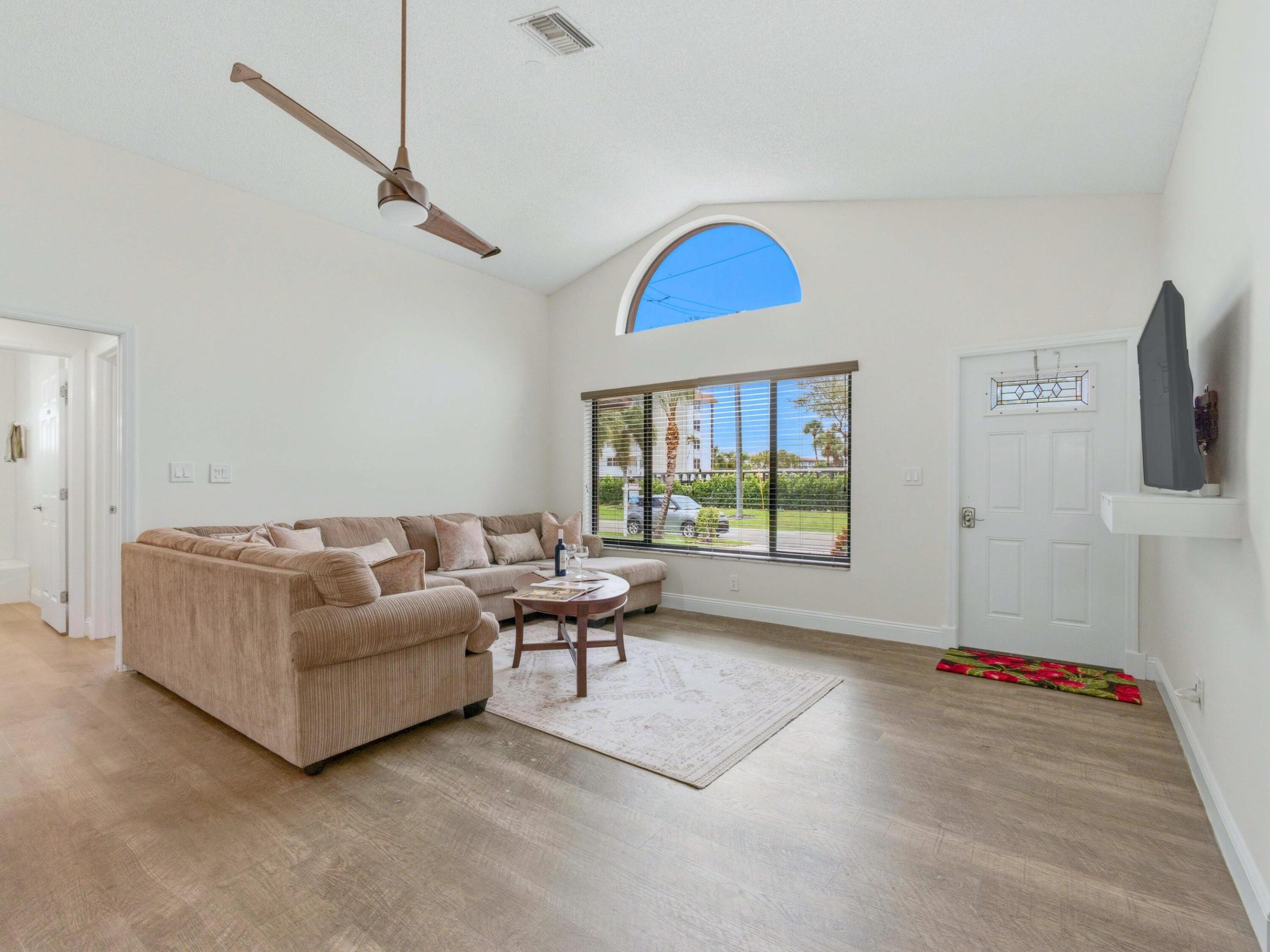 TROPIC ISLE 2ND SECTION LT 129 - Residential Income