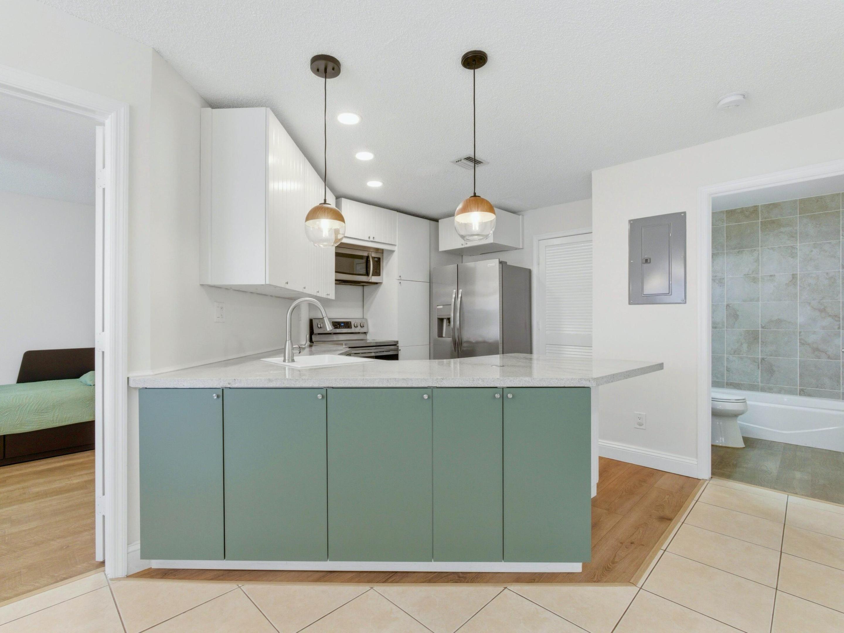 TROPIC ISLE 2ND SECTION LT 129 - Residential Income