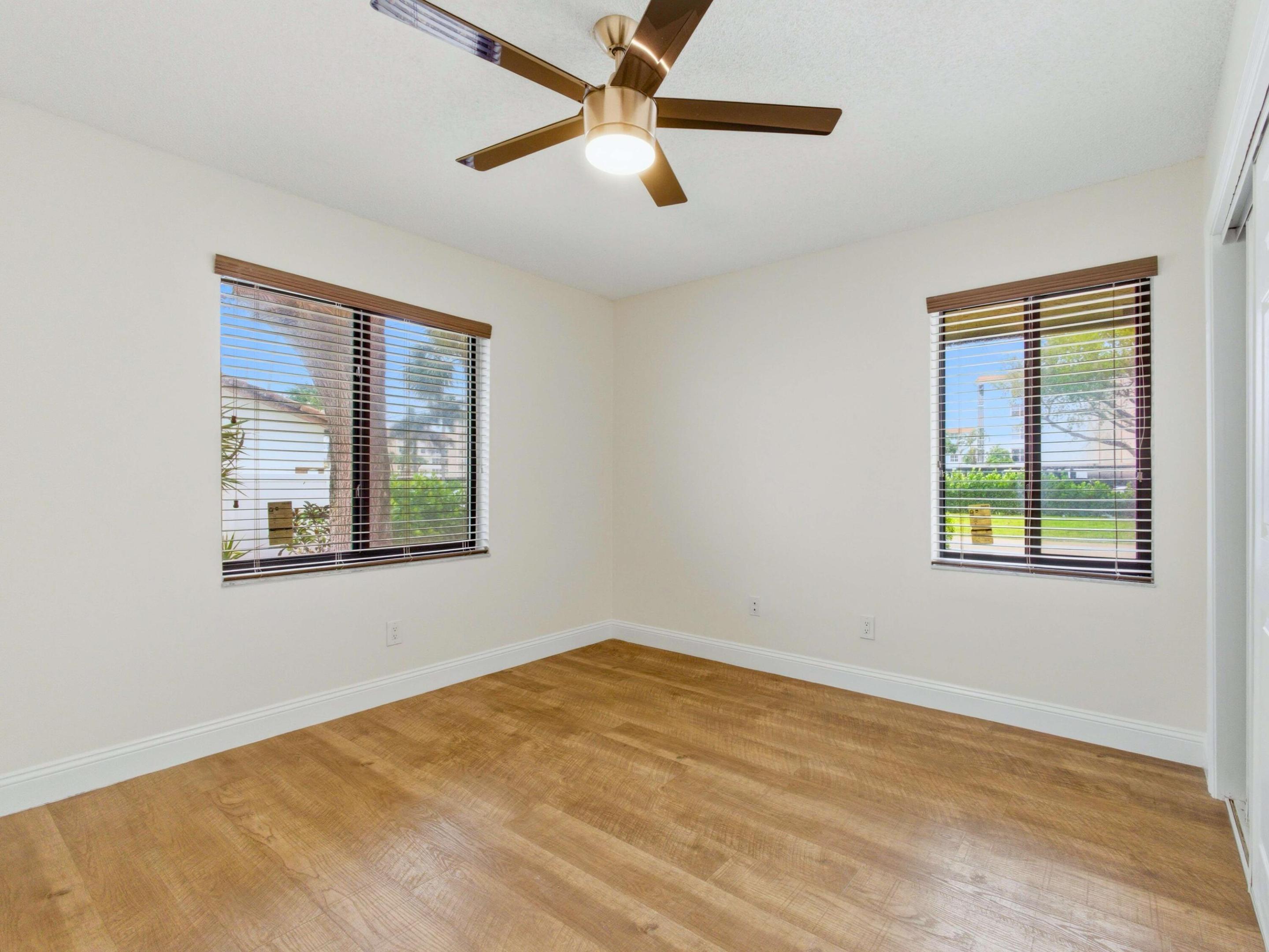 TROPIC ISLE 2ND SECTION LT 129 - Residential Income